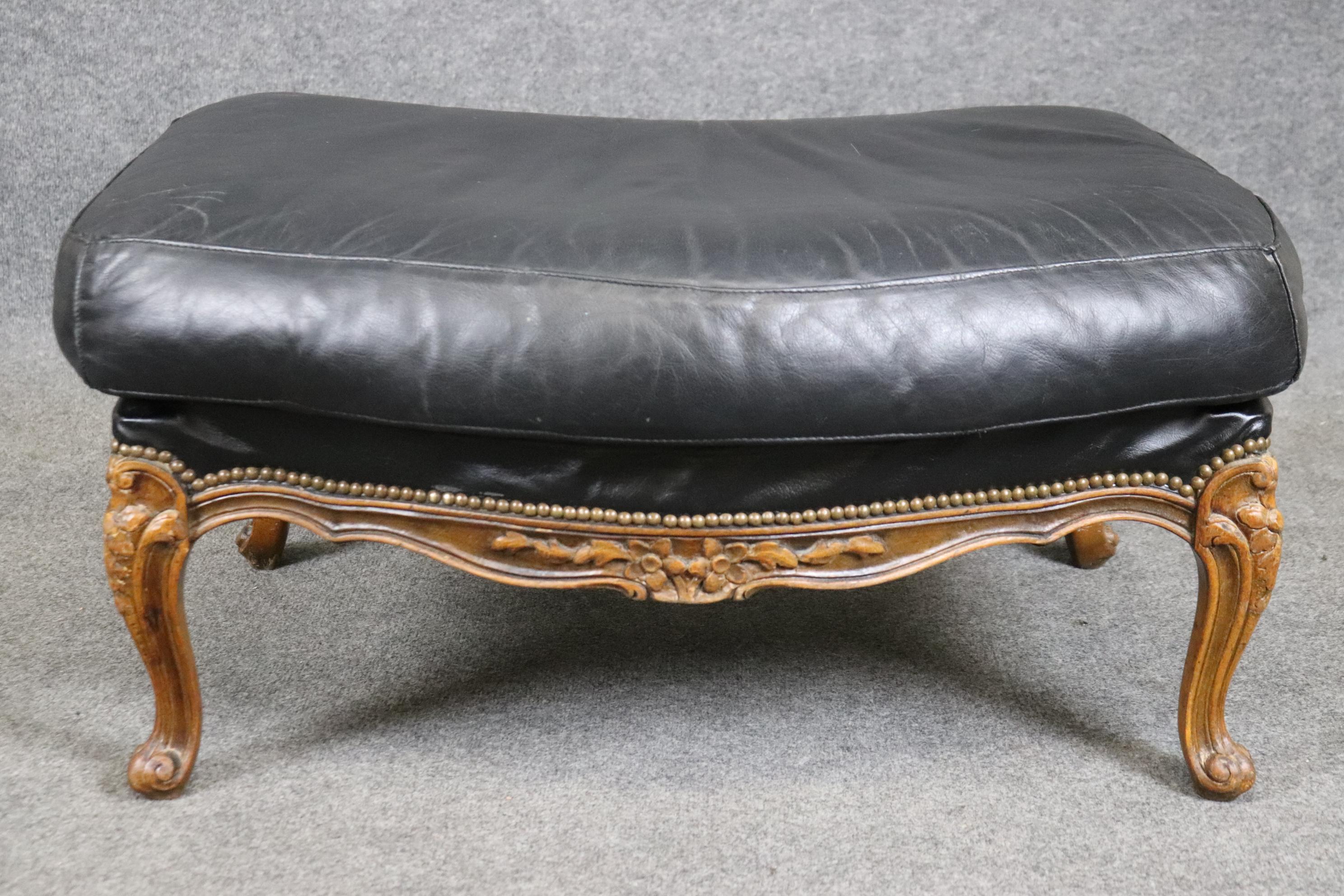 Fine Black Leather Carved French Louis XV Style Bergere Chair and Ottoman 12
