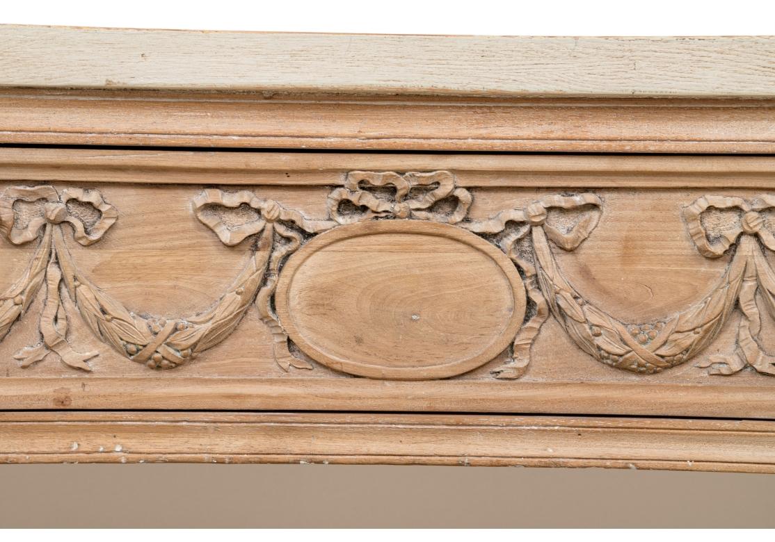 Feines gebleichtes Holz Antikes französisches Sideboard im Angebot 2