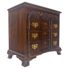 Fine Block Front Scallop Carving 4 Drawers Bachelor Chest Dresser MINT