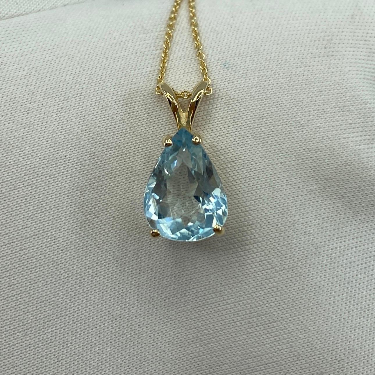 Fine Blue Aquamarine 2.20 Carat Pear Teardrop Cut Yellow Gold Pendant Necklace 3