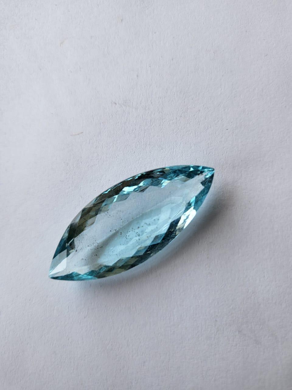 Natural Blue Aquamarine Gemstone.
29.29 Carat with a elegant blue color and excellent clarity. Also has an excellent fancy Marquise cut with ideal polish to show great shine and color . It will look authentic in jewellery. The dimensions of the