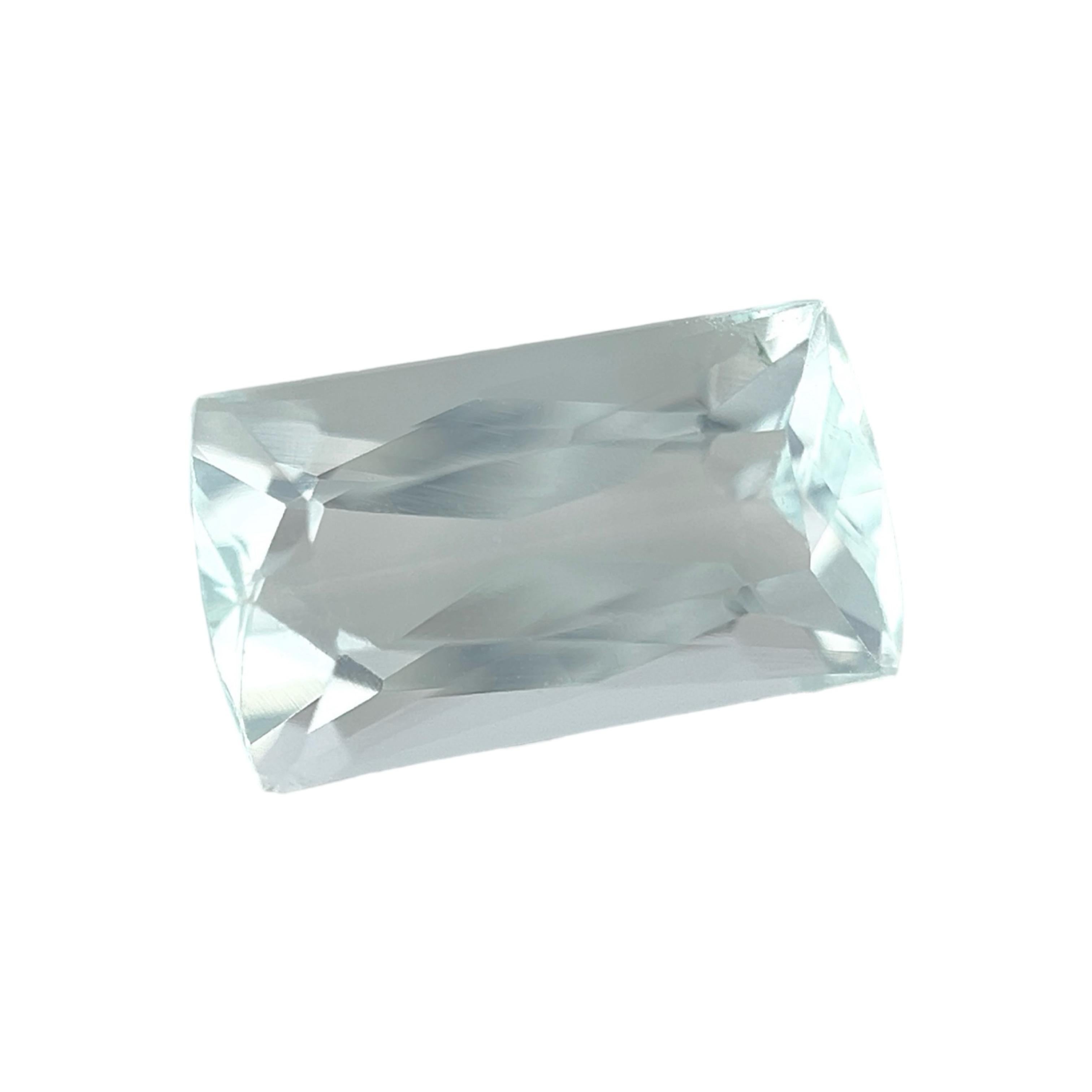 Fine Blue Aquamarine 3.06ct Fancy Scissor Octagon Cut Beryl Gemstone 11.8x6.7mm

Natural loose blue Aquamarine gem. 3.06 carat stone with a bright blue colour and excellent clarity. Very clean stone with only some small natural inclusions visible