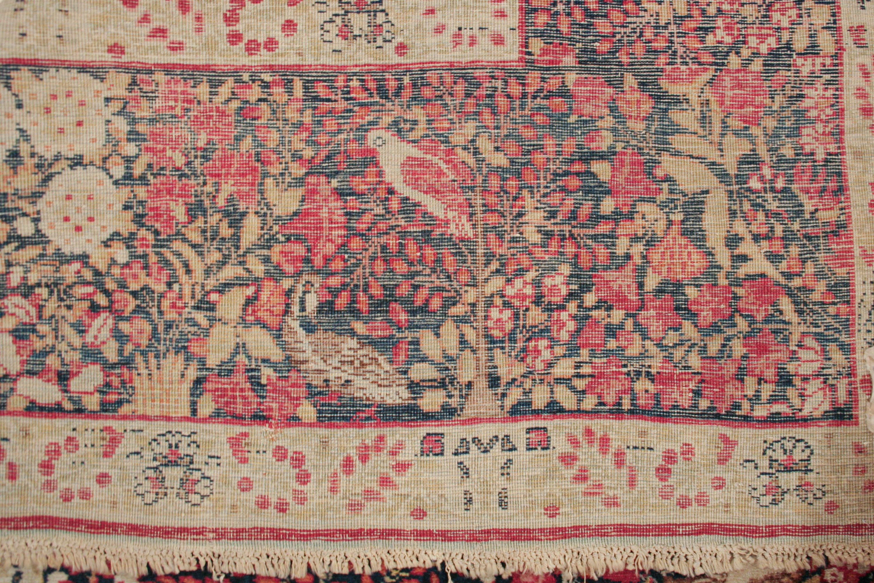XX secolo Tappeto Millefleurs Kirman antico con fondo blu pregiato in vendita