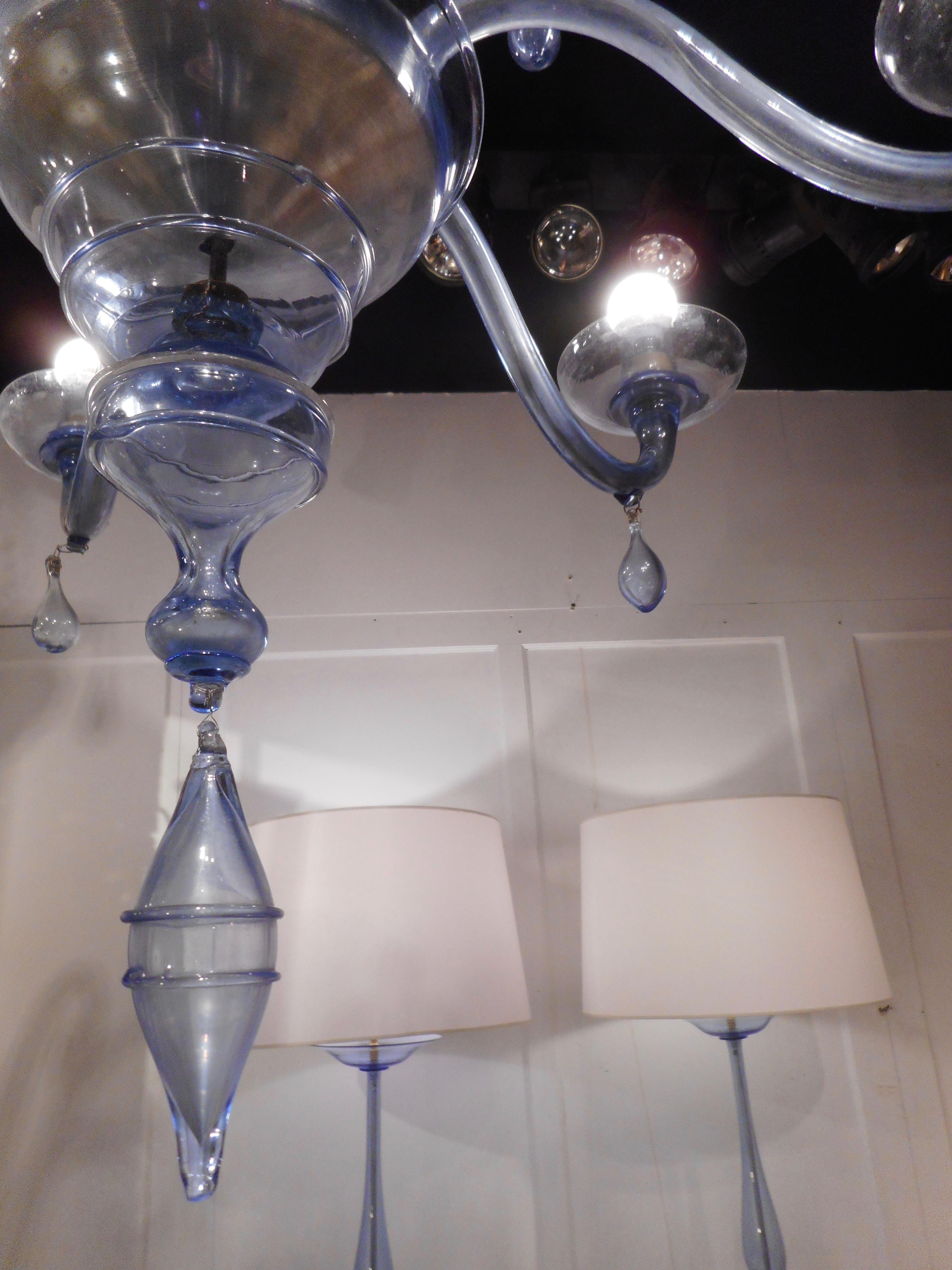 Six arms light blue Murano chandelier attributed to Venini-Cappellin.
Italy, circa 1930.