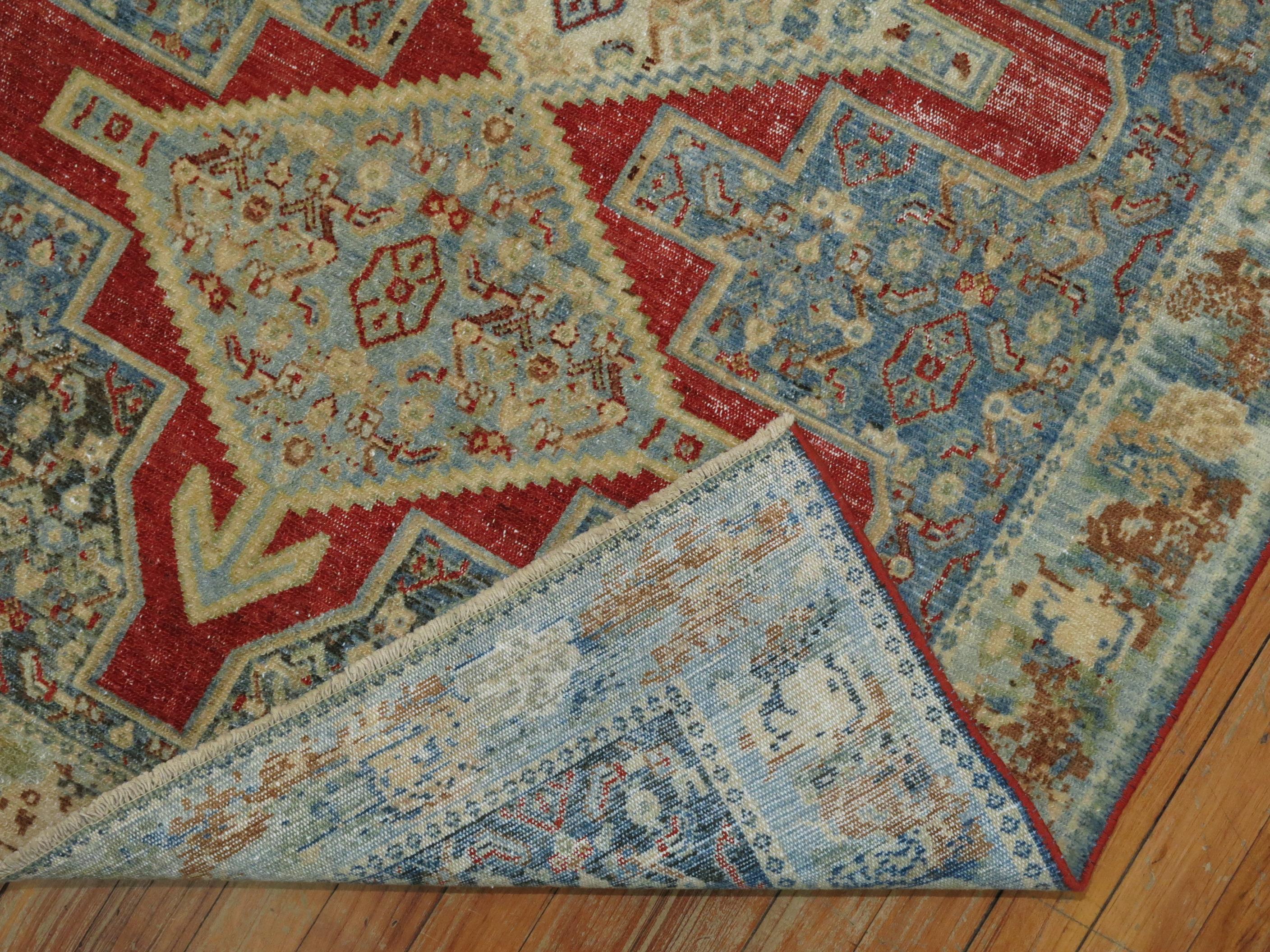 Fine Blue Red Antique Persian Senneh Rug In Good Condition For Sale In New York, NY