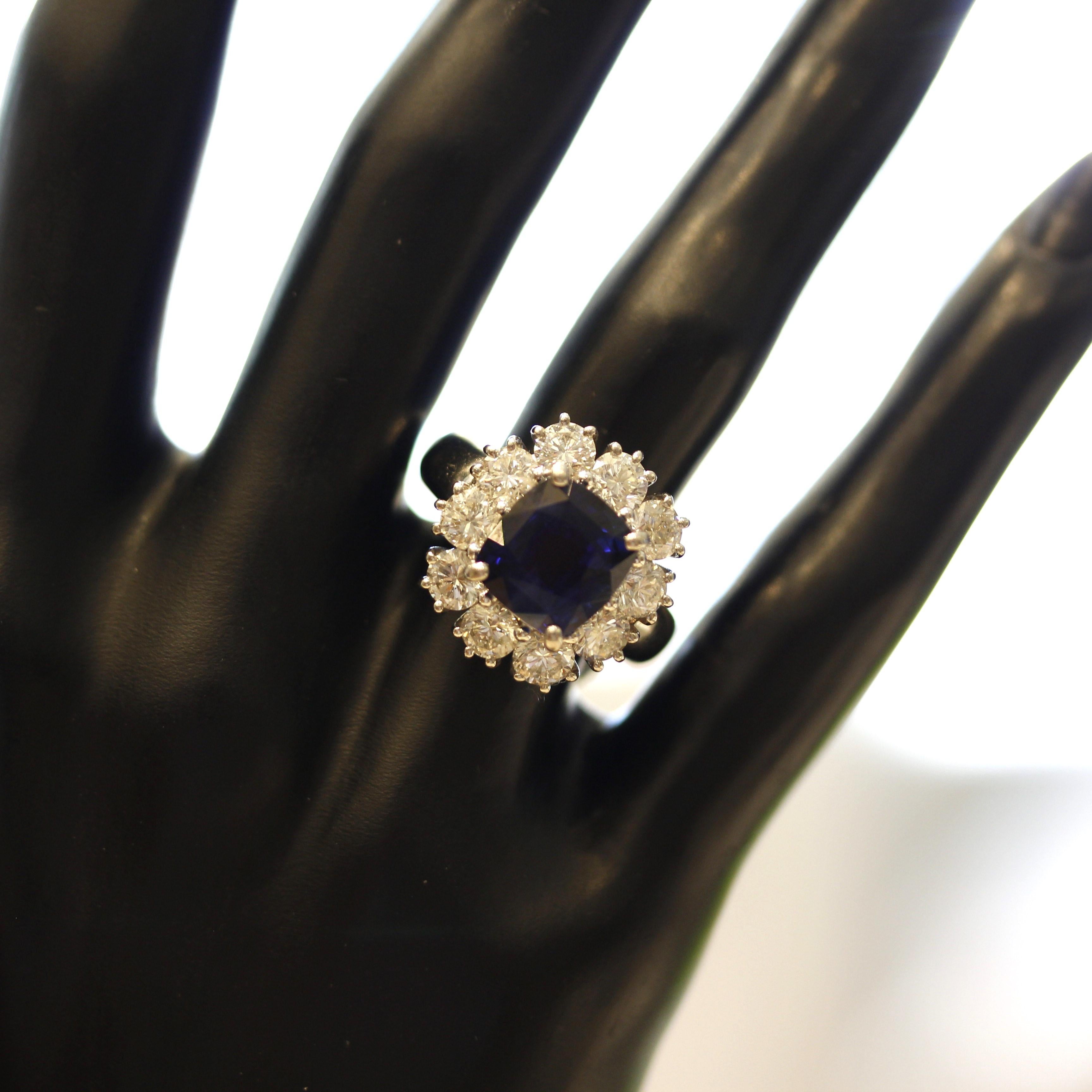 Fine Blue Sapphire Diamond Platinum Ring, AGL Certified For Sale 1