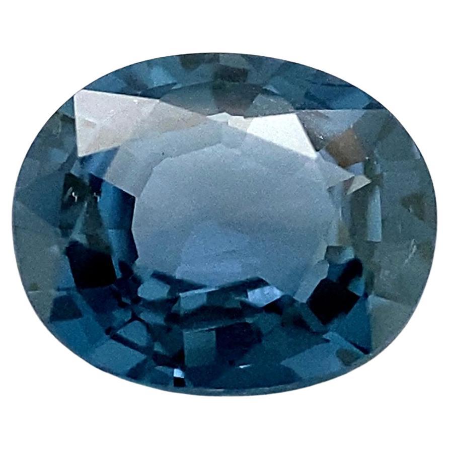 Fine pierre précieuse rare, spinelle bleue taille ovale de 1,54 carat