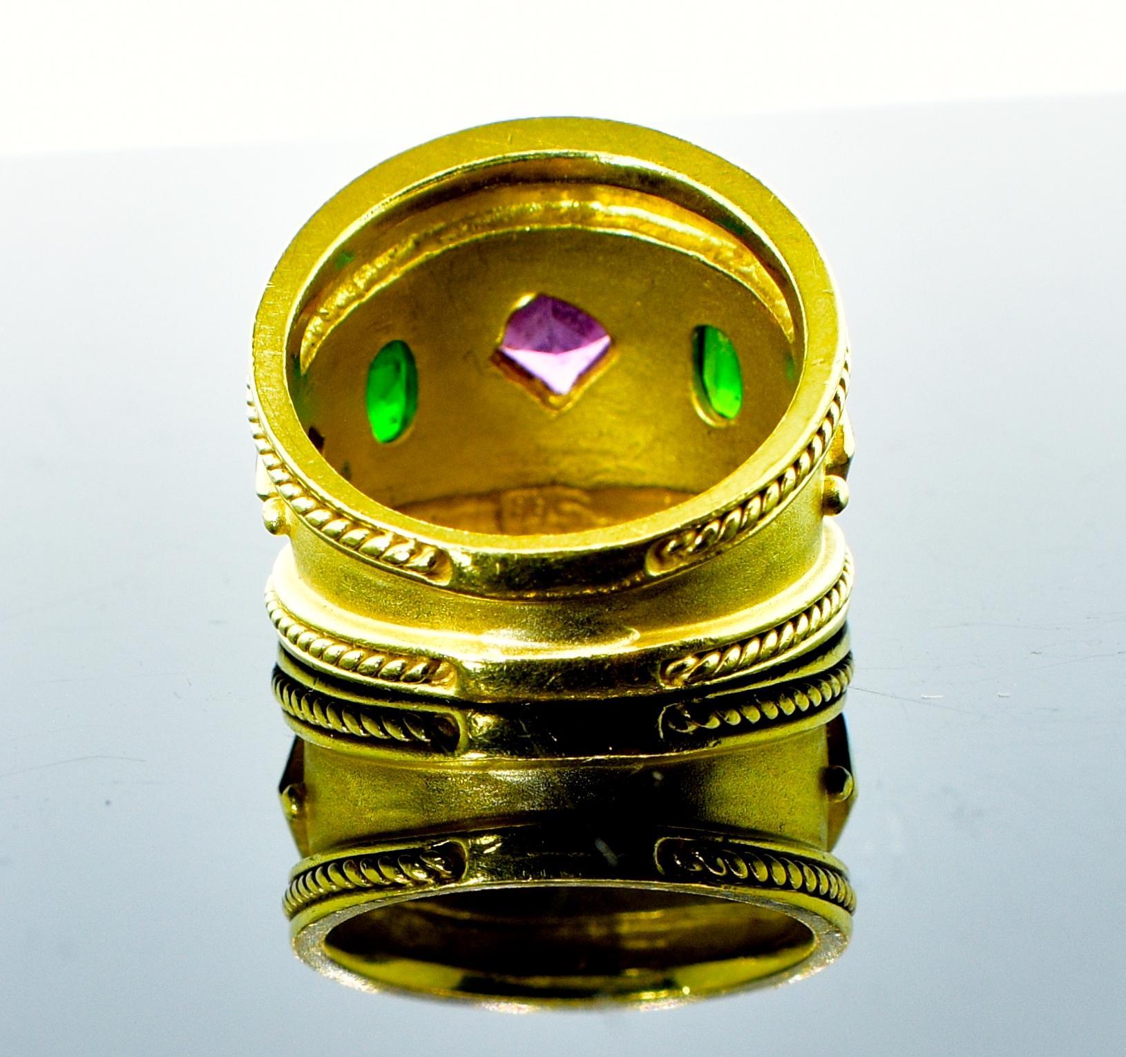 Fine Bold Byzantine Motif 18K Tourmaline and Amethyst Vintage Ring In Excellent Condition For Sale In Aspen, CO