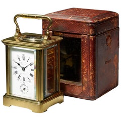 Pendule à calèche en laiton fin avec boîtier d'alarme et étui de voyage original