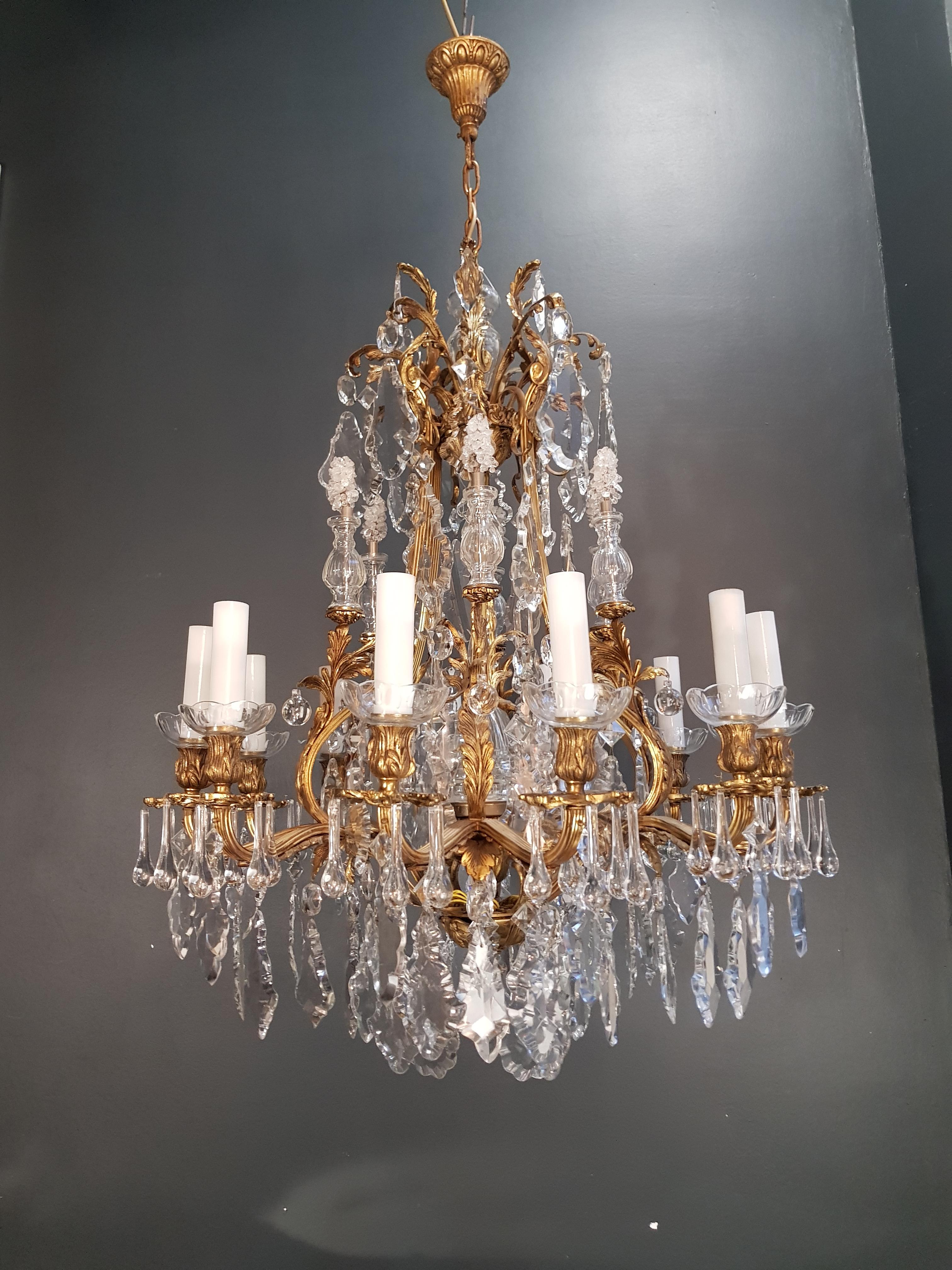 old chandelier with love and professionally restored in Berlin. electrical wiring works in the US.
Re-wired and ready to hang
not one missing
Cabling completely renewed. Crystal, hand-knotted.
Measures: Total height 130 cm, height without chain 90