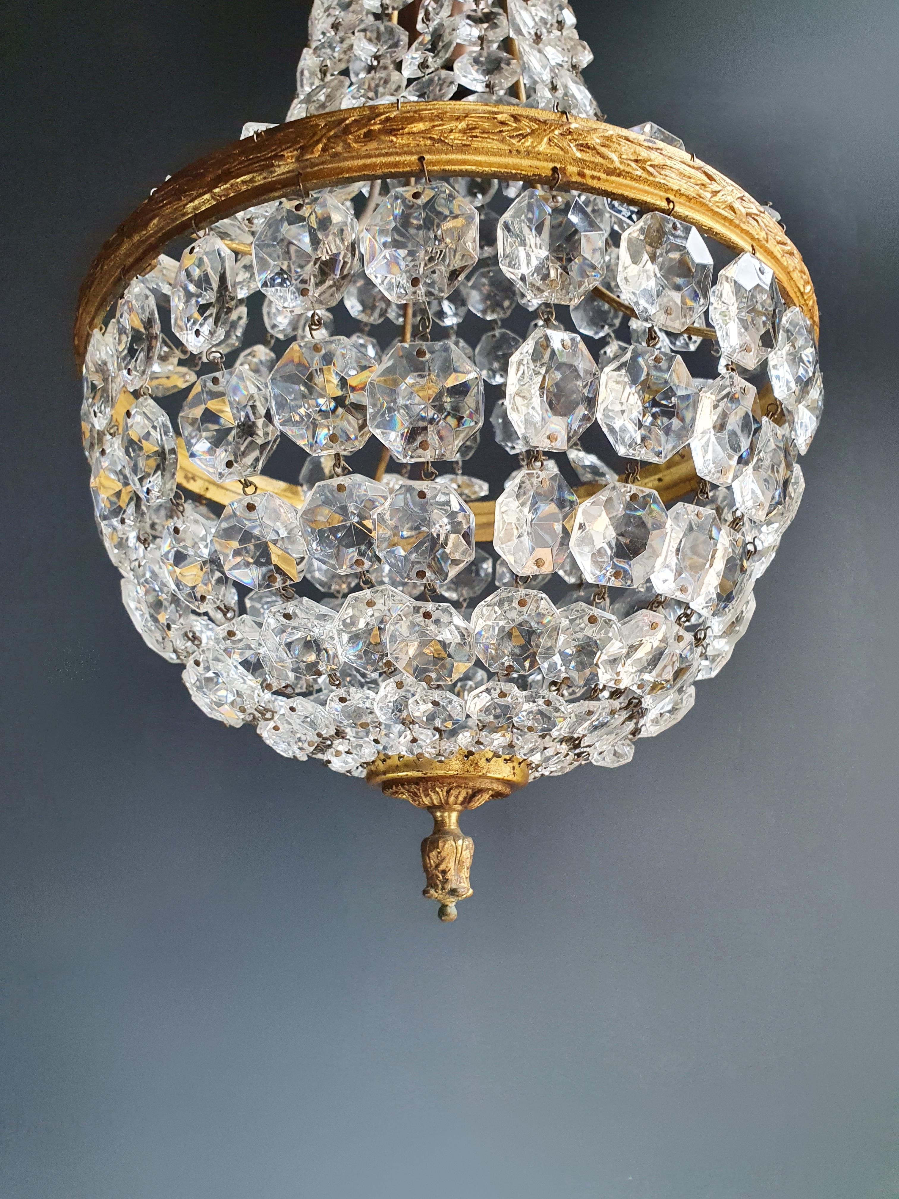 Fine Brass Empire Sac a Pearl Chandelier Crystal Lustre Ceiling Lamp Antique In Good Condition In Berlin, DE