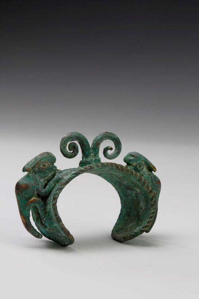 Brazalete de bronce fino con dos animales. Burkina Faso/Ghana Burkinés en venta