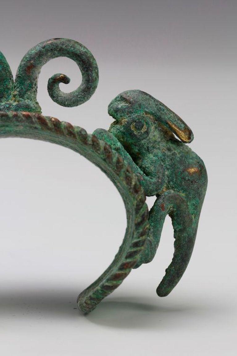 Brazalete de bronce fino con dos animales. Burkina Faso/Ghana en Bueno estado para la venta en London, GB