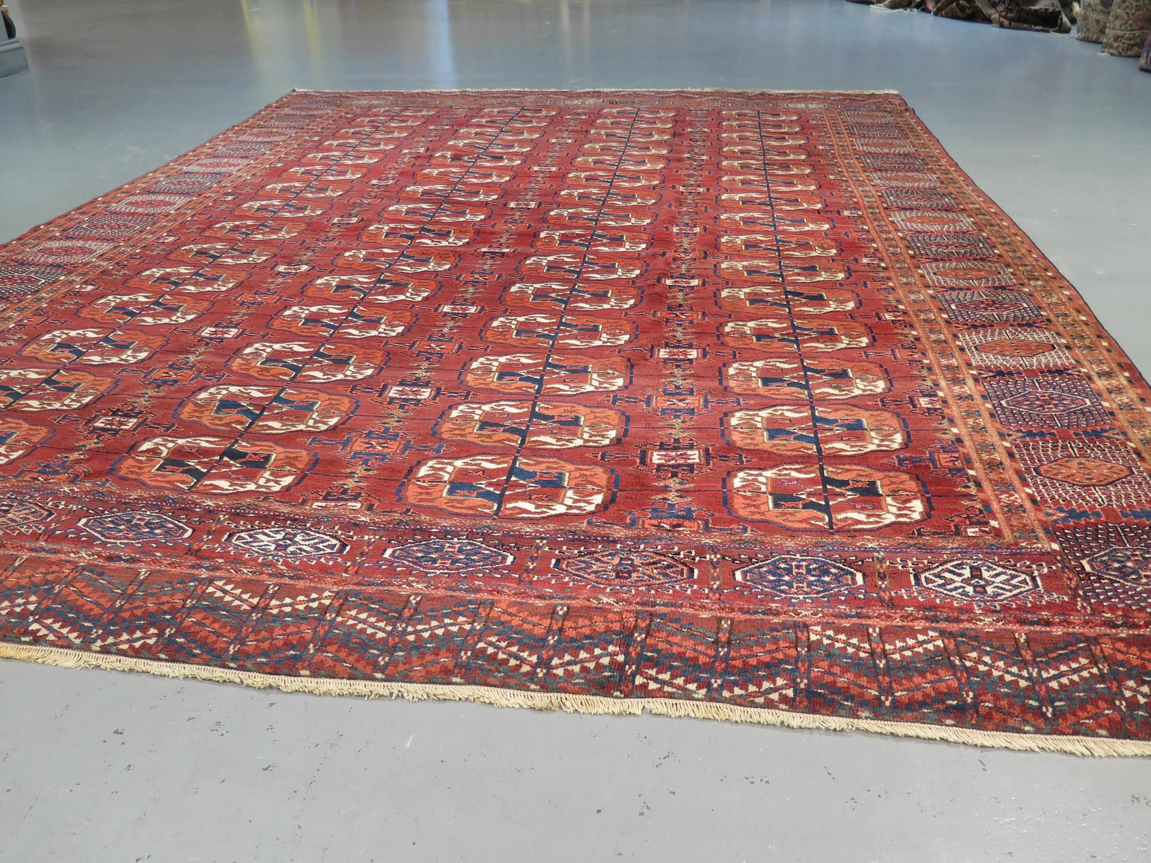Early 20th Century Fine c. 1900 Tekke Main Carpet, Turkmenistan For Sale