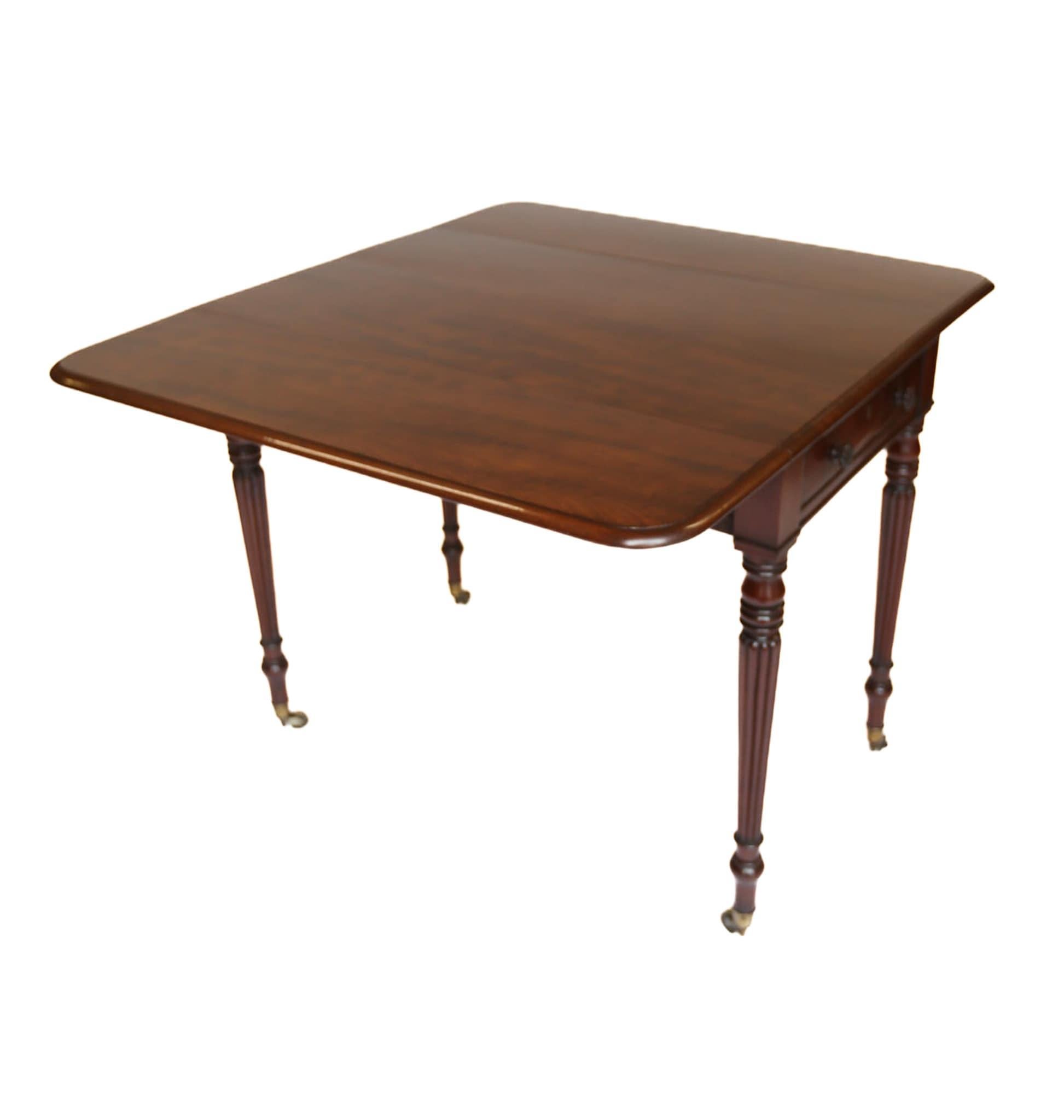 British Fine C19th Gillows Mah Pembroke Table For Sale
