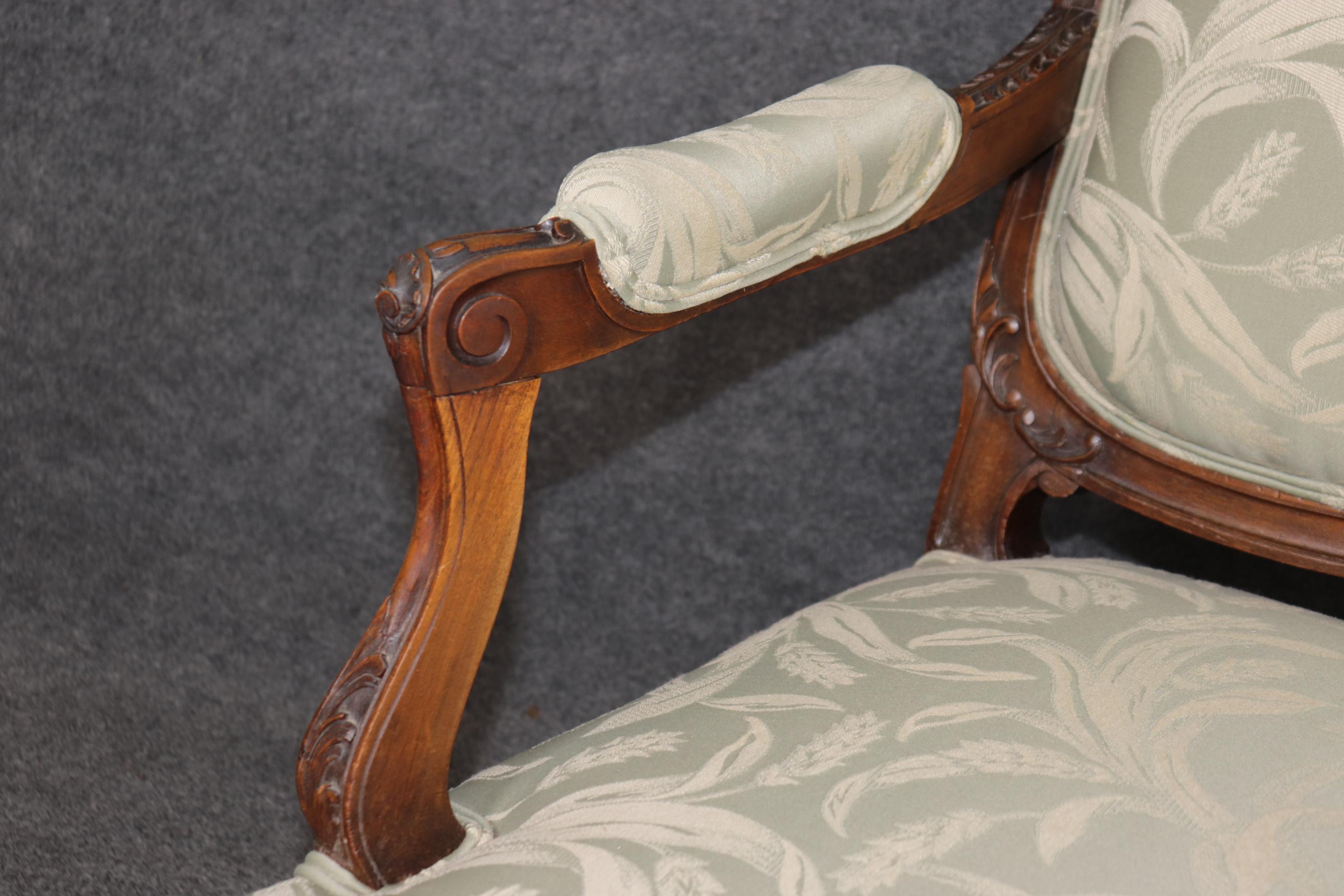 Fine Carved 19th Century Walnut French Louis XV Upholstered Settee Circa 1890s 3