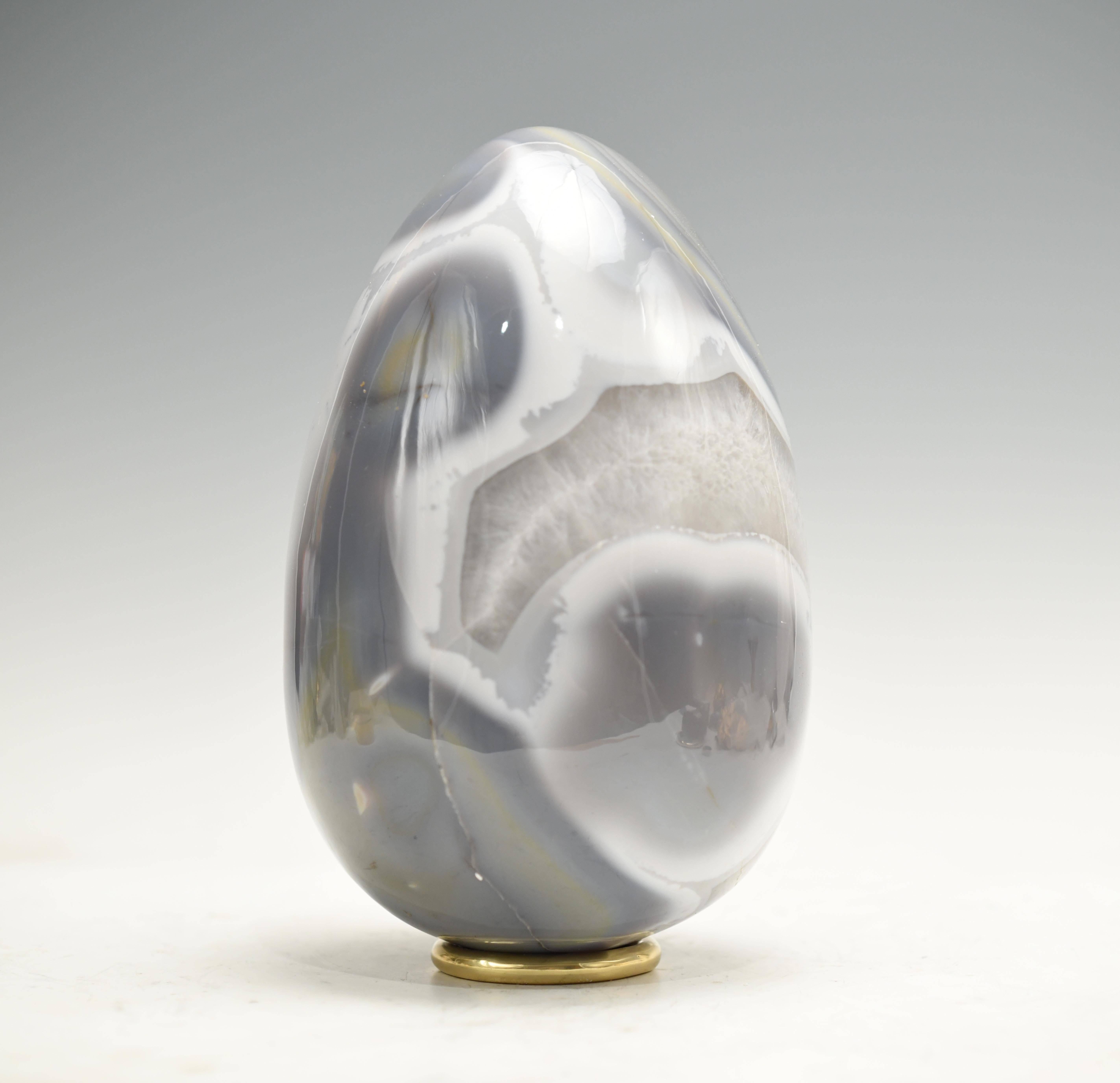 Fine Carved Agate Sculpture In Excellent Condition In New York, NY