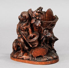 Belle statue de chien de la Forêt Noire sculptée, Brienz, datant d'environ 1900