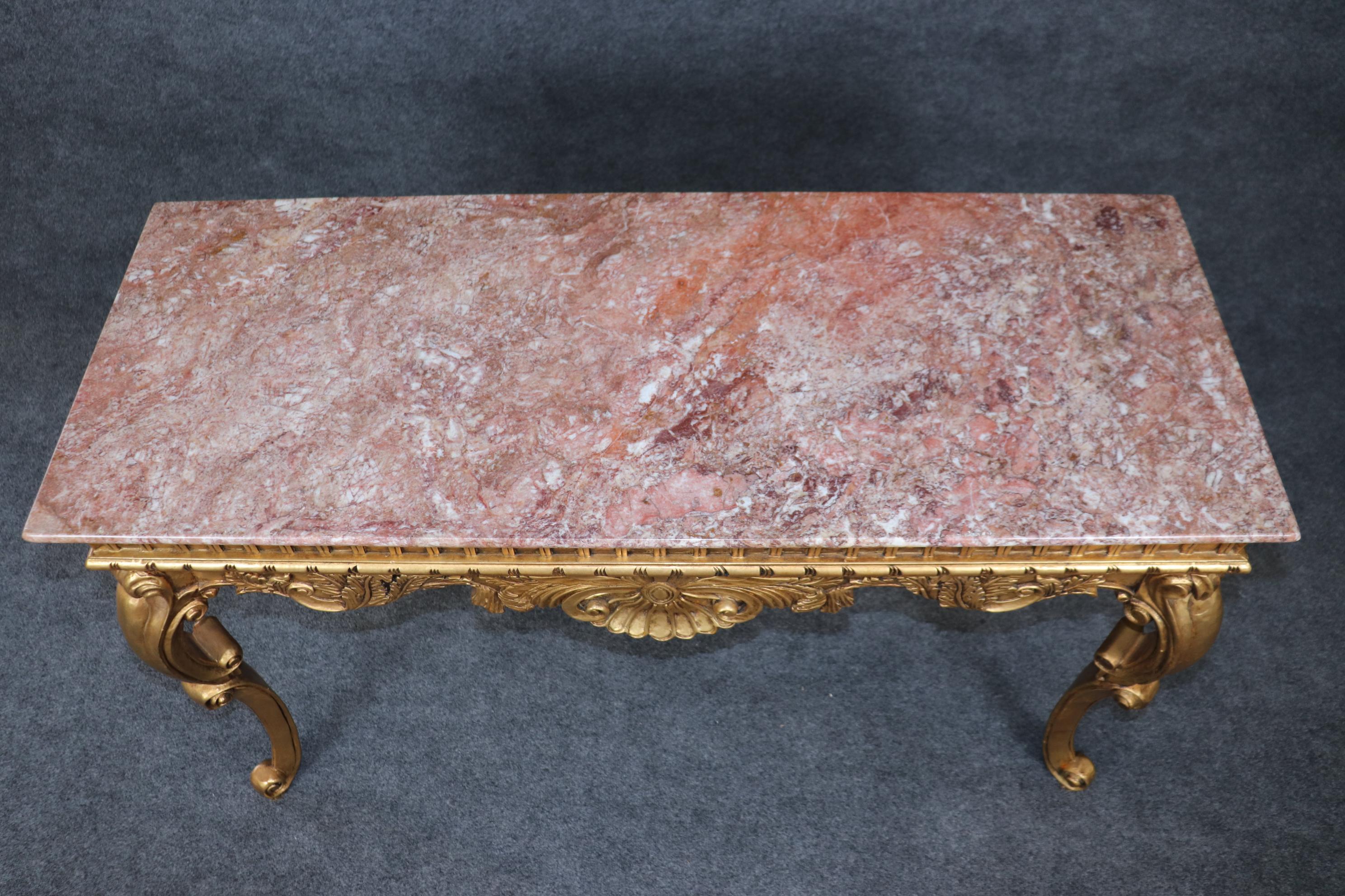 Fine Carved French Louis XV Style Parcel Gilt Marble Top Console Sofa Table In Good Condition For Sale In Swedesboro, NJ