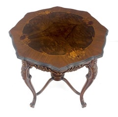 Table d'appoint en noyer sculpté de forme octogonale MINT