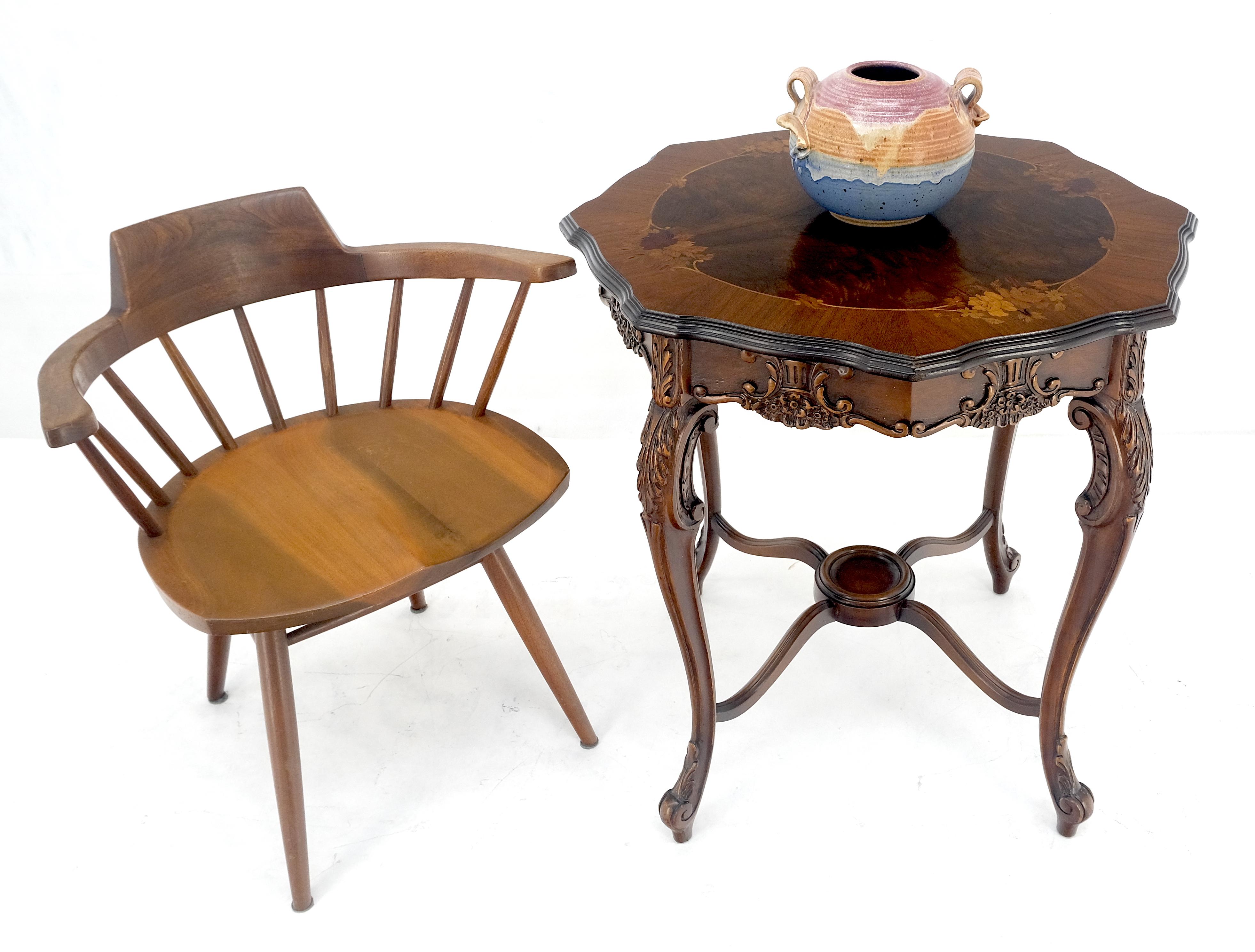 Lámpara de pie de mesa lateral tallada en nogal con incrustaciones MINT Estadounidense en venta