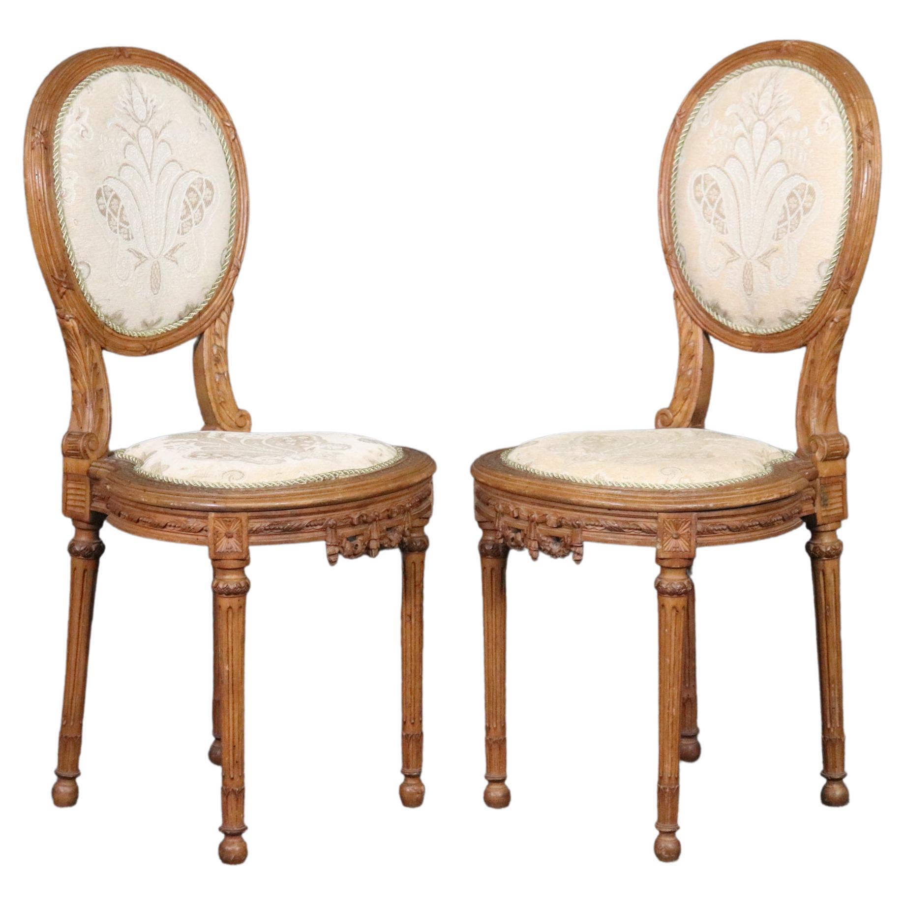 Fine Carved Pair French Louis XVI Style Cameo Back Side Chairs, Circa 1940 For Sale