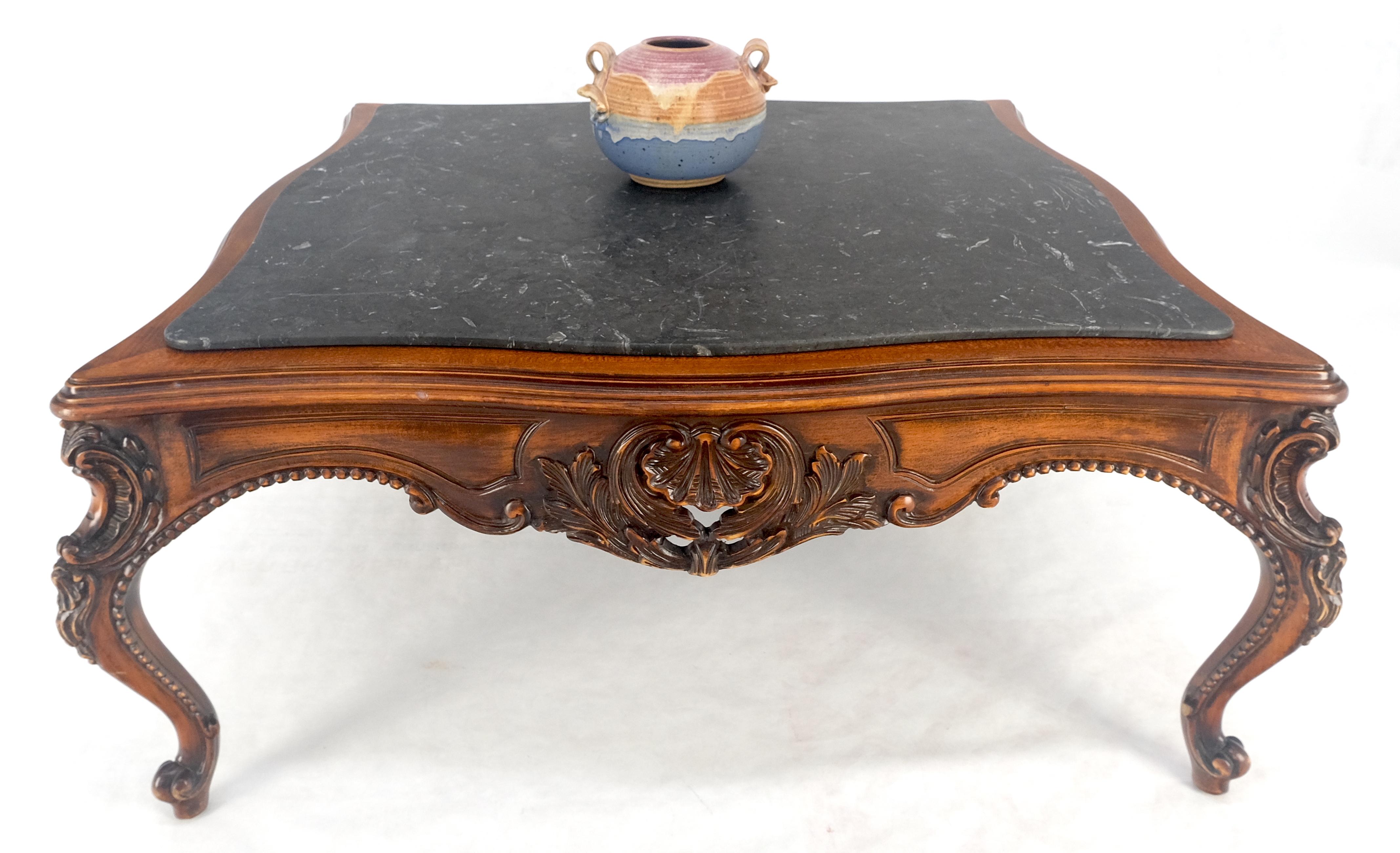 Fein geschnitzt Regency Revival Französisch Schwarz Marmor Top Square Couchtisch MINT! im Angebot 5