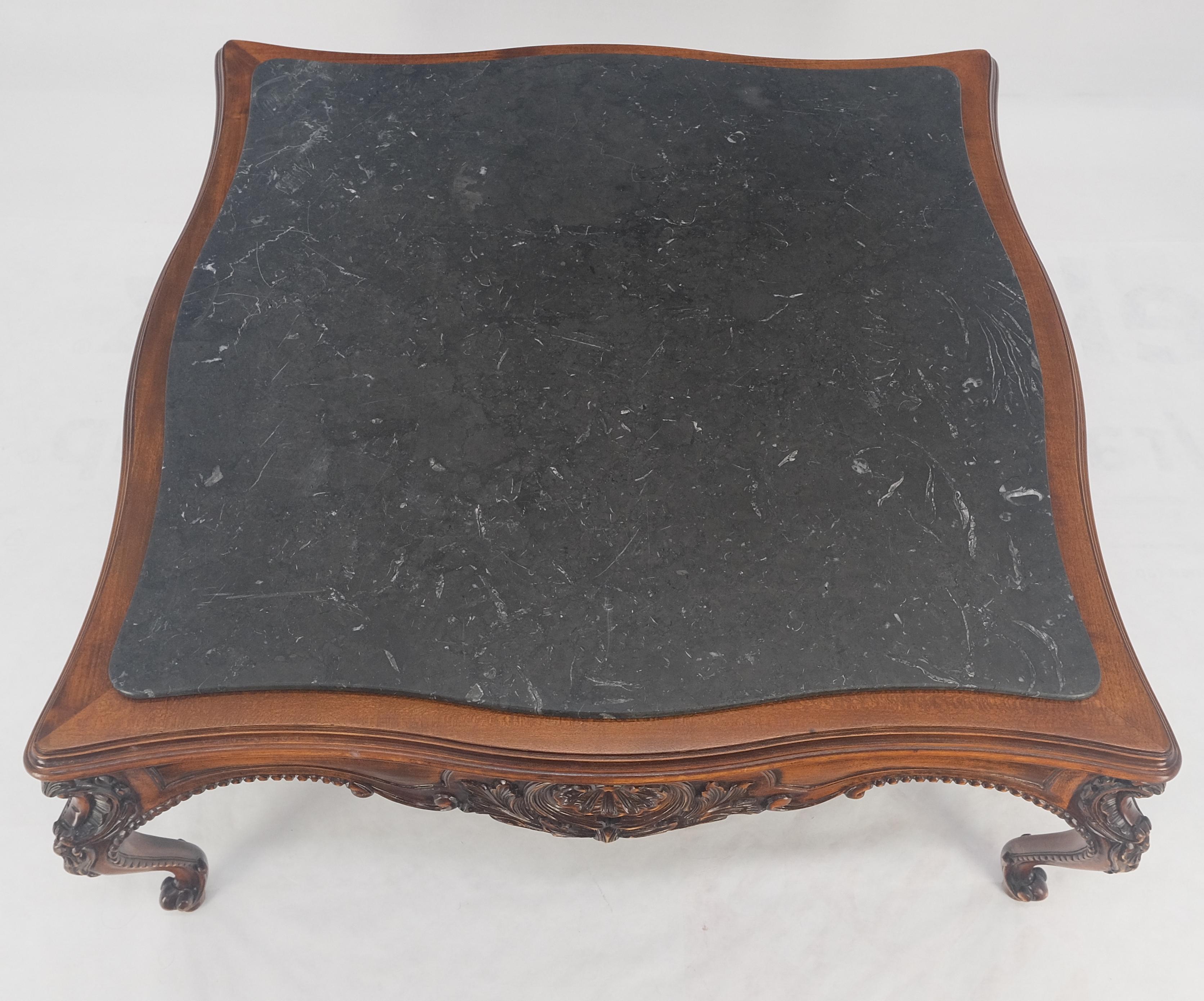 Fein geschnitzt Regency Revival Französisch Schwarz Marmor Top Square Couchtisch MINT! im Angebot 7
