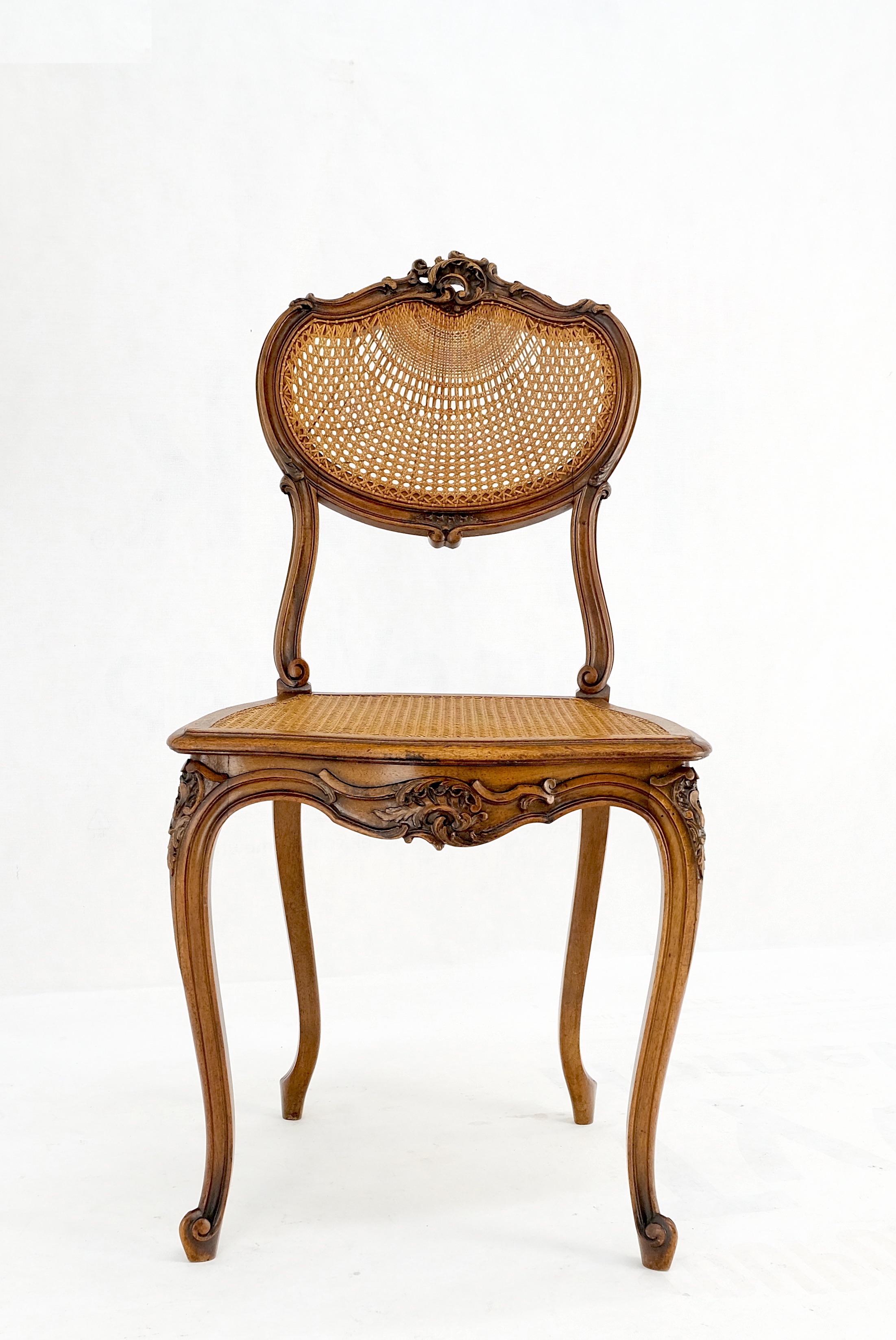 Fine Carved Walnut Cane Seat & Back French Vanity Dressing Table Chair MINT! In Good Condition In Rockaway, NJ