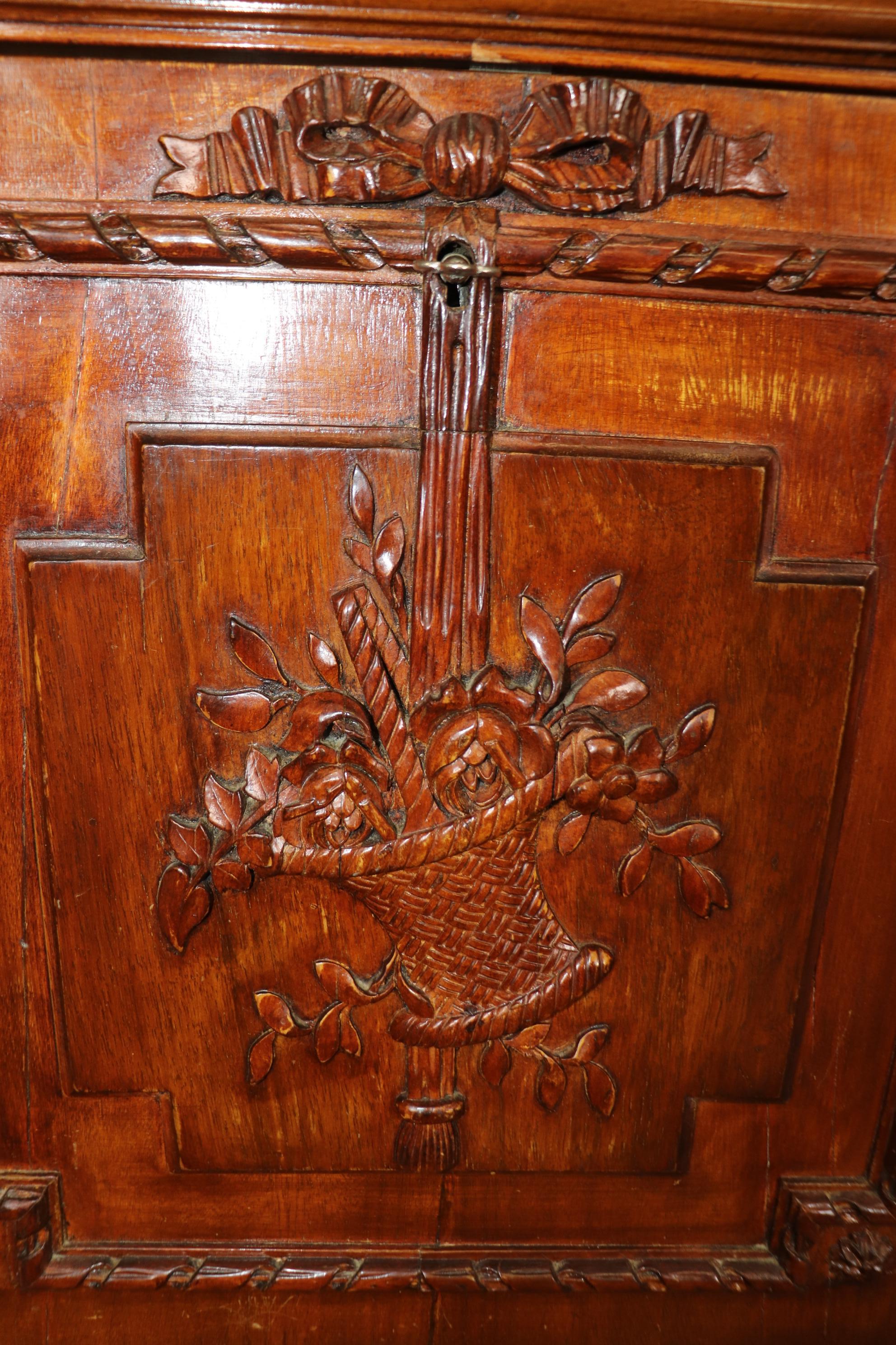 Fine Carved Walnut French Louis XV Secretary Desk Abatant Basket of Flowers For Sale 6