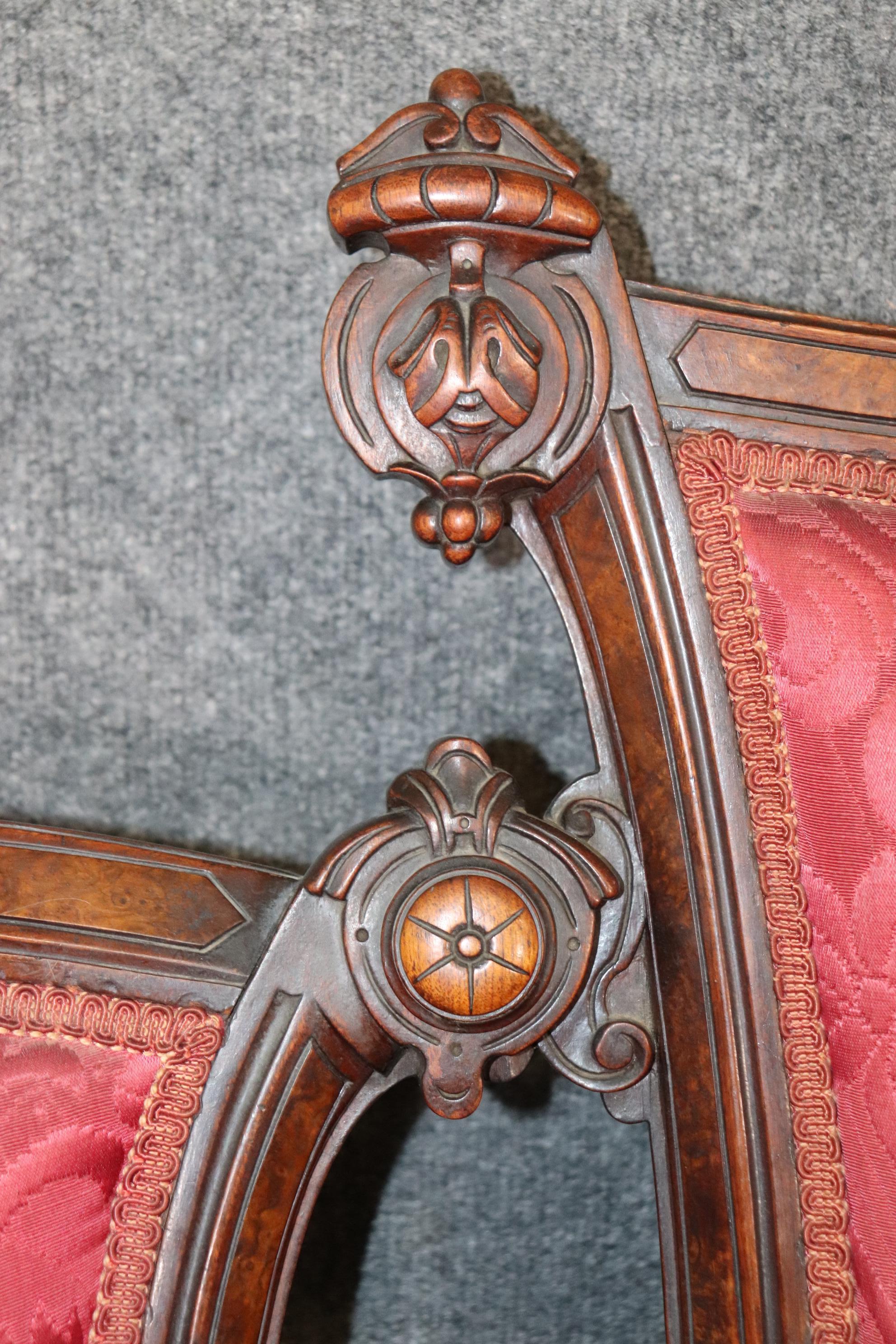 Fine Carved Walnut John Jellif American Victorian Parlor Sofa Settee circa 1860s 8