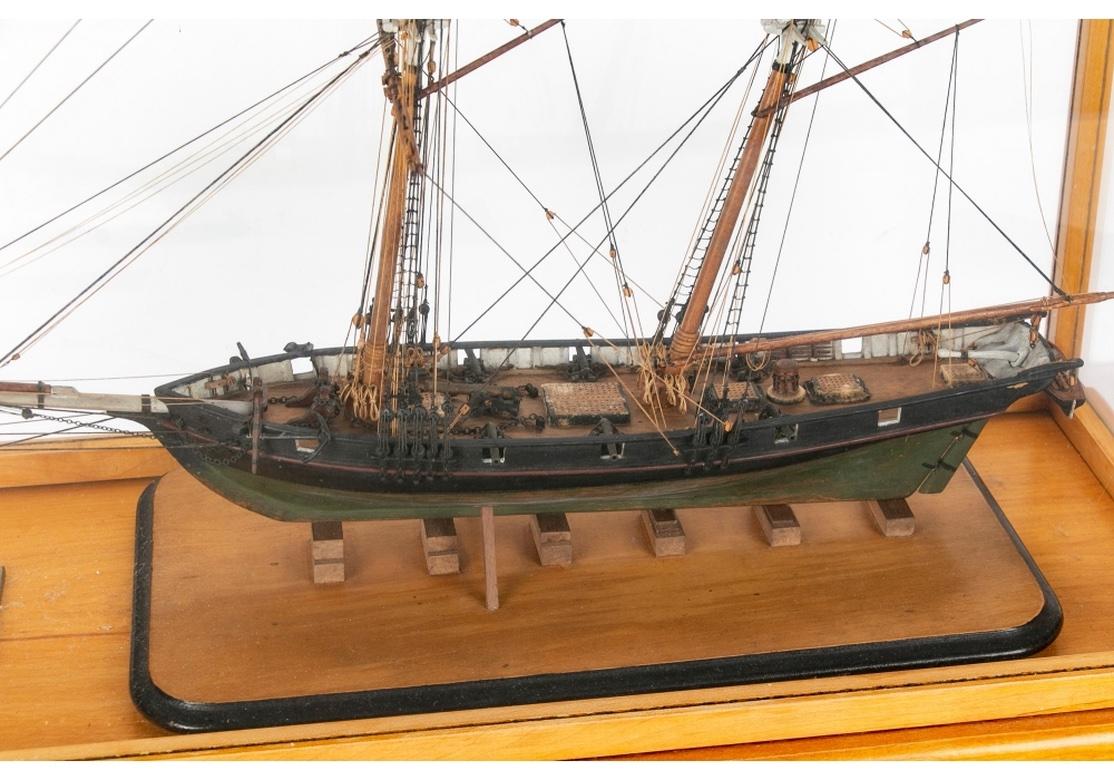 Fine Cased Ship Model Baltimore Clipper, 1812  In Good Condition For Sale In Bridgeport, CT