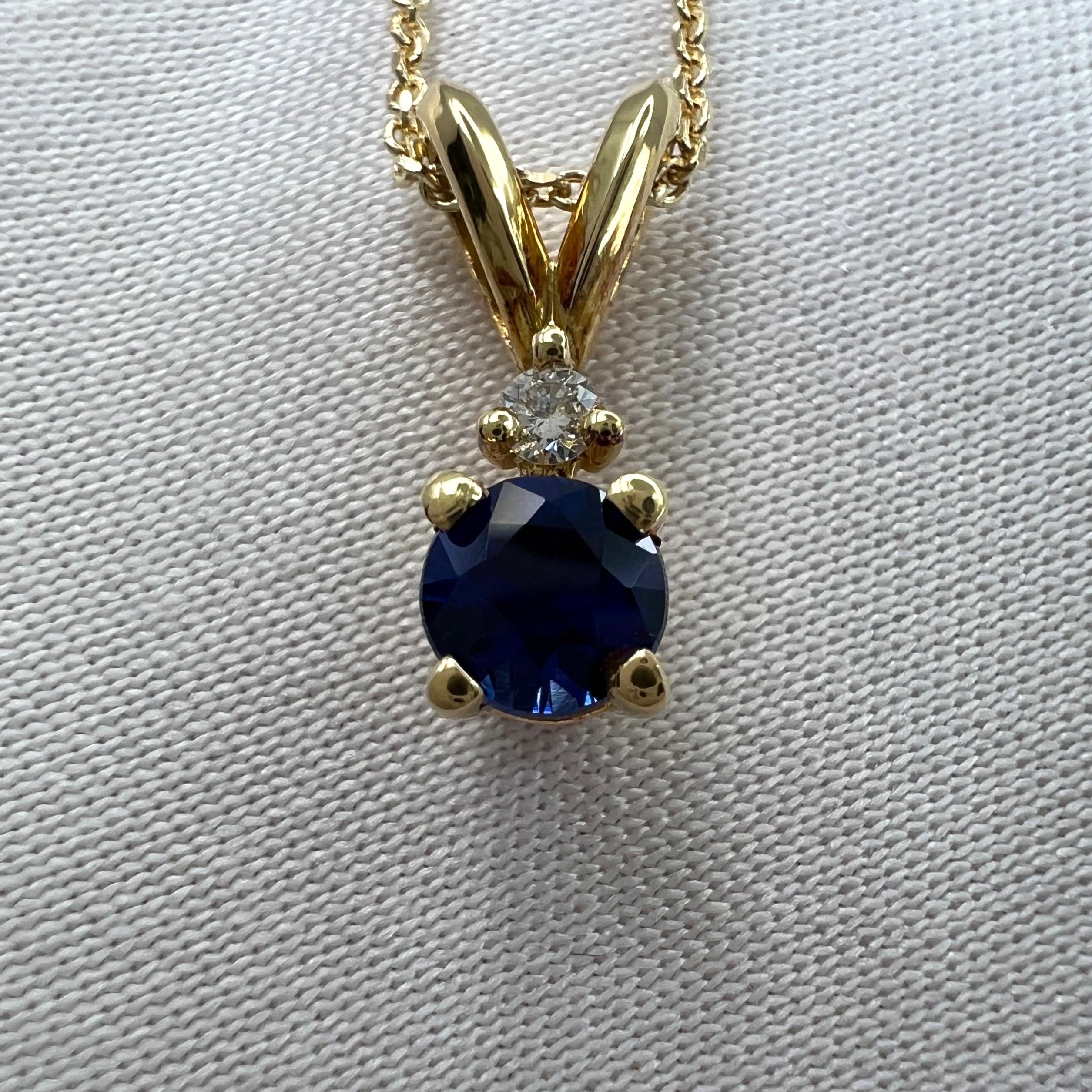 Fine Ceylon Cornflower Blue Sapphire & Diamond Round Cut 18k Yellow Gold Pendant Necklace.

A delicate 0.35 Carat Ceylon sapphire with a beautiful fine cornflower blue colour and excellent clarity, very clean stone. Also has an excellent round