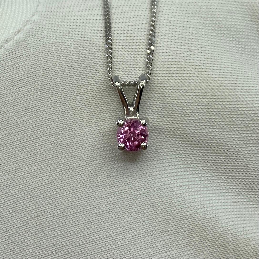 Fine Ceylon Pink Sapphire Round Diamond Cut 18k White Gold Solitaire Pendant In New Condition For Sale In Birmingham, GB