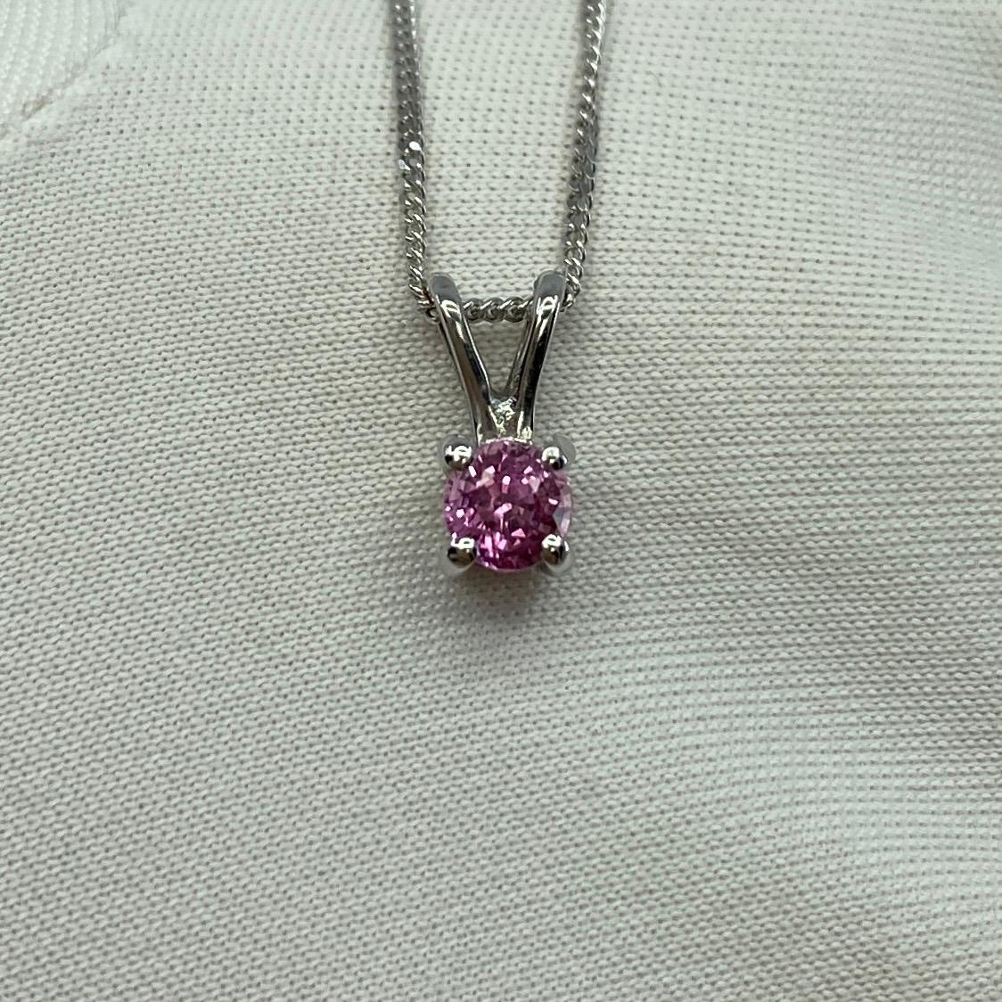Fine Ceylon Pink Sapphire Round Diamond Cut 18k White Gold Solitaire Pendant For Sale 4