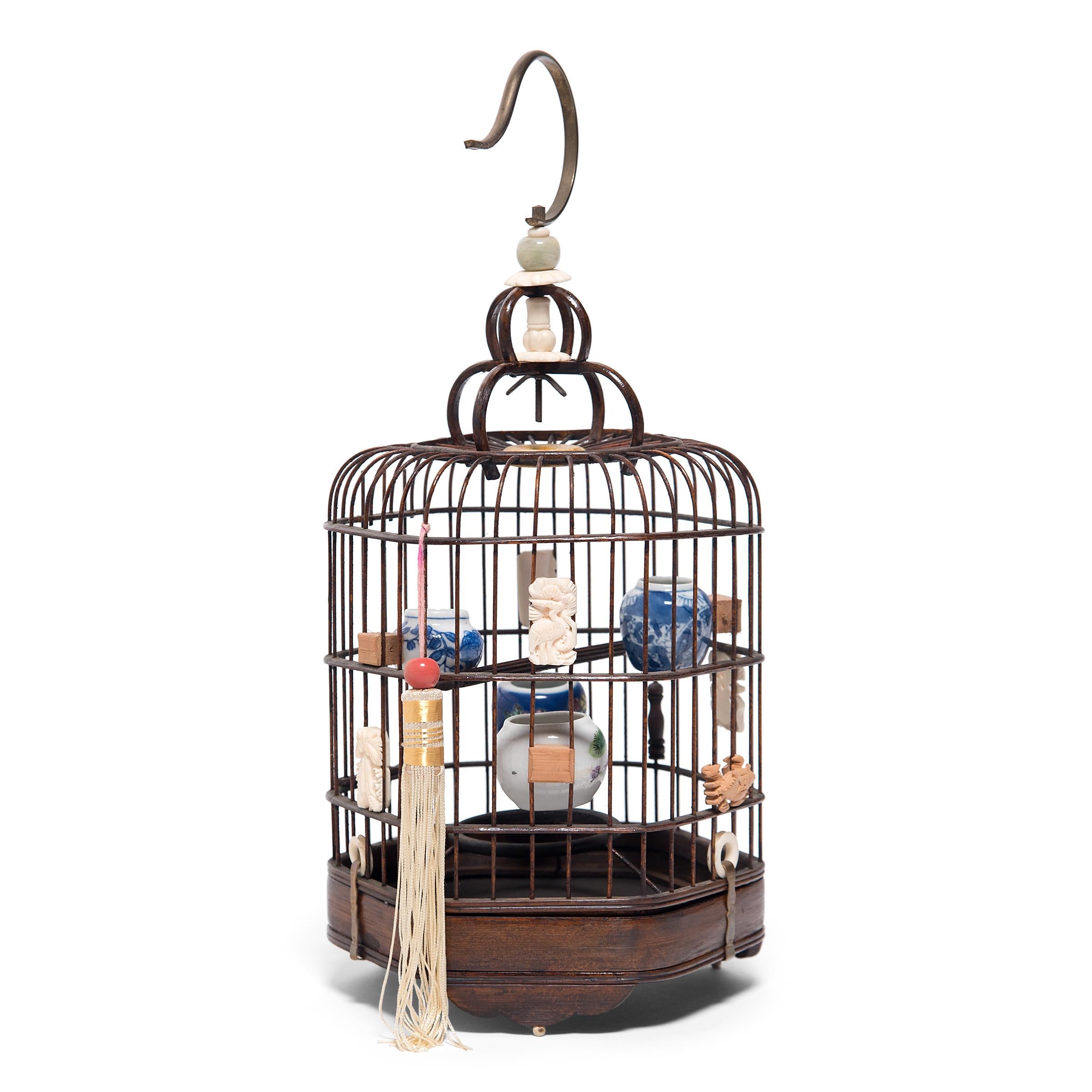 Qing Fine Chinese Bird Cage with Porcelain Waterpots, circa 1850
