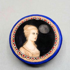 Fine Chinese Canton Enamel Portrait Box European Export, 19th Century