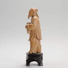 Feine chinesische geschnitzte Holzstatue eines Mannes, chinesische antike, um 1900