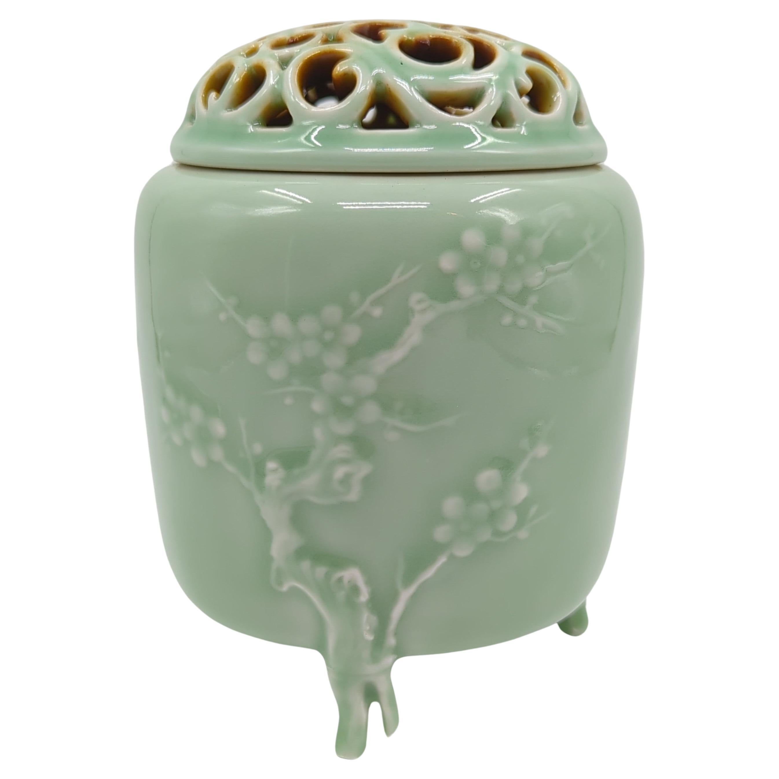 Qing Fine Chinese Celadon Glaze Relief Carved Covered Censer on Tripod Feet mid-20c For Sale