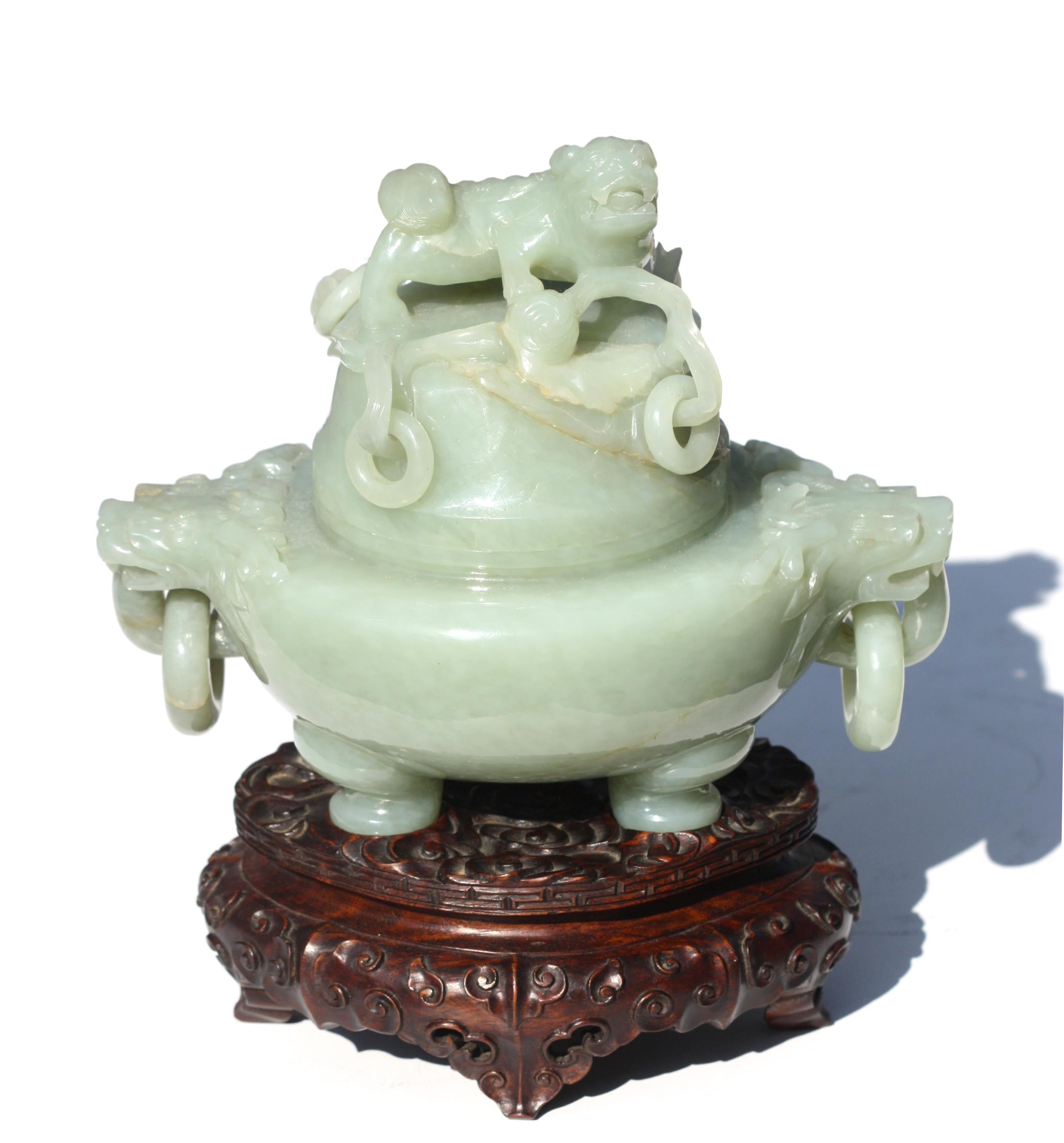Fine Chinese Celadon Jade Tripod Censer Qing Dynasty For Sale 5