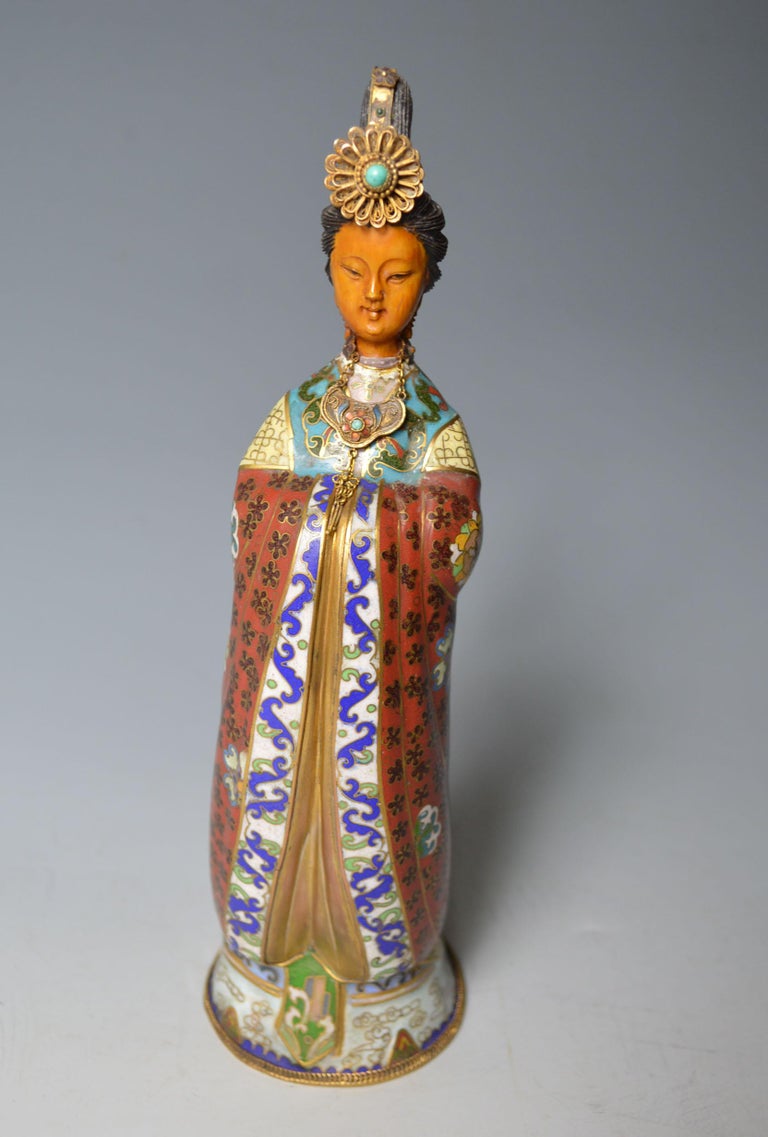 Fine Chinese Cloisonne Figure of a Princess 中国古董 at 1stDibs