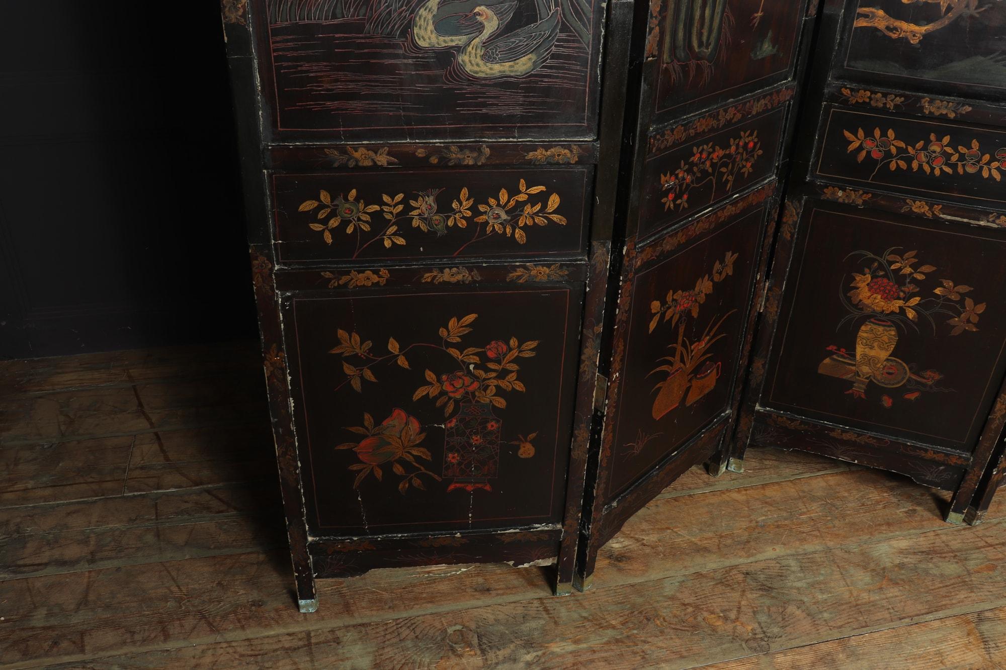 Fine Chinese Export Gilt and Black Lacquer Screen, c1840 6
