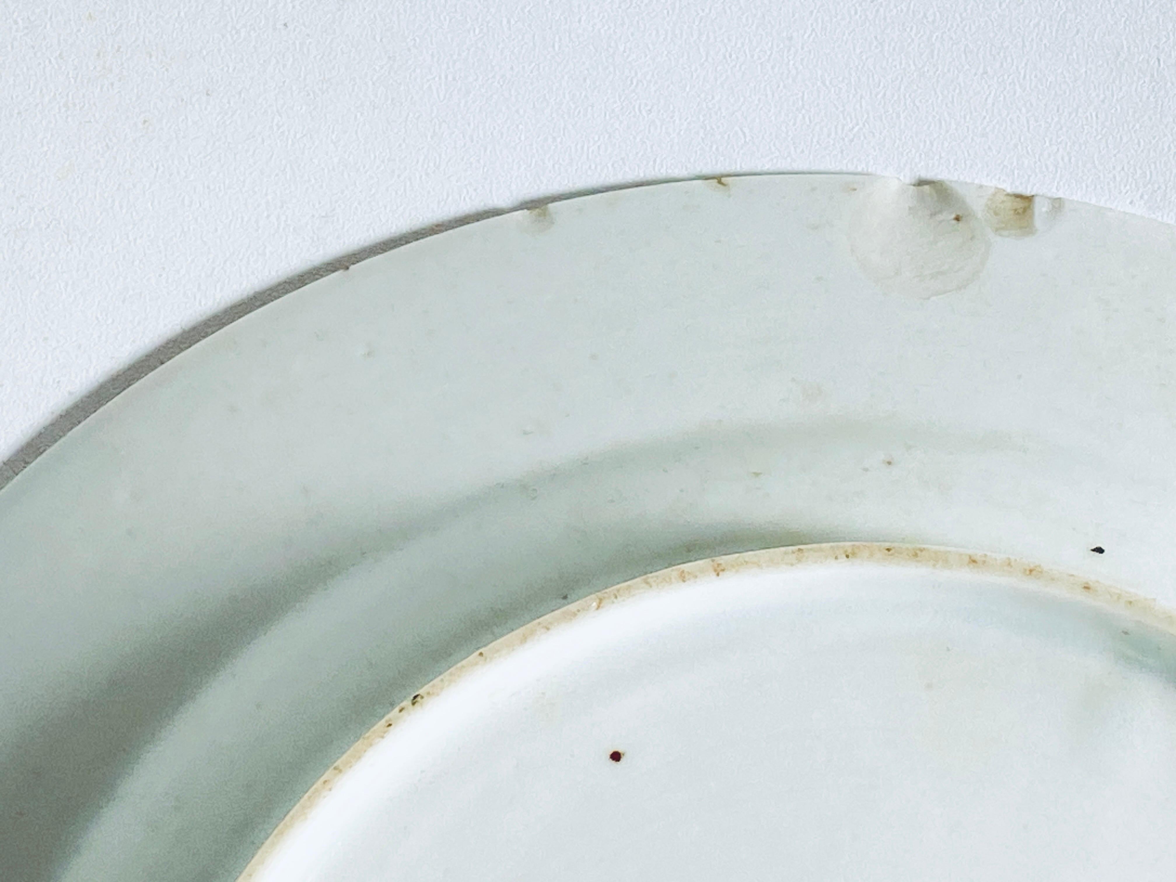 Assiette en porcelaine fine d'exportation chinoise Bon état - En vente à Auribeau sur Siagne, FR