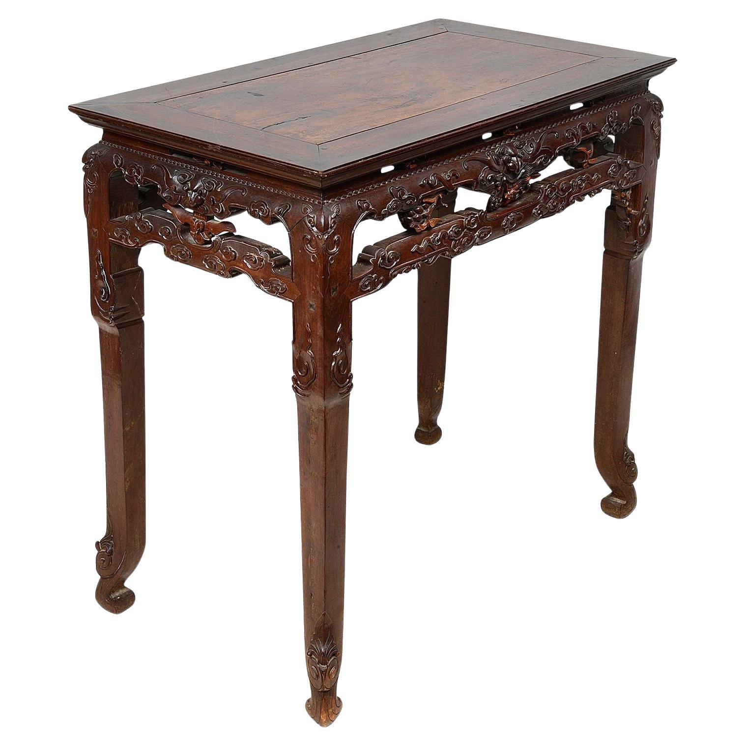 Table d'appoint chinoise en bois dur, vers 1800