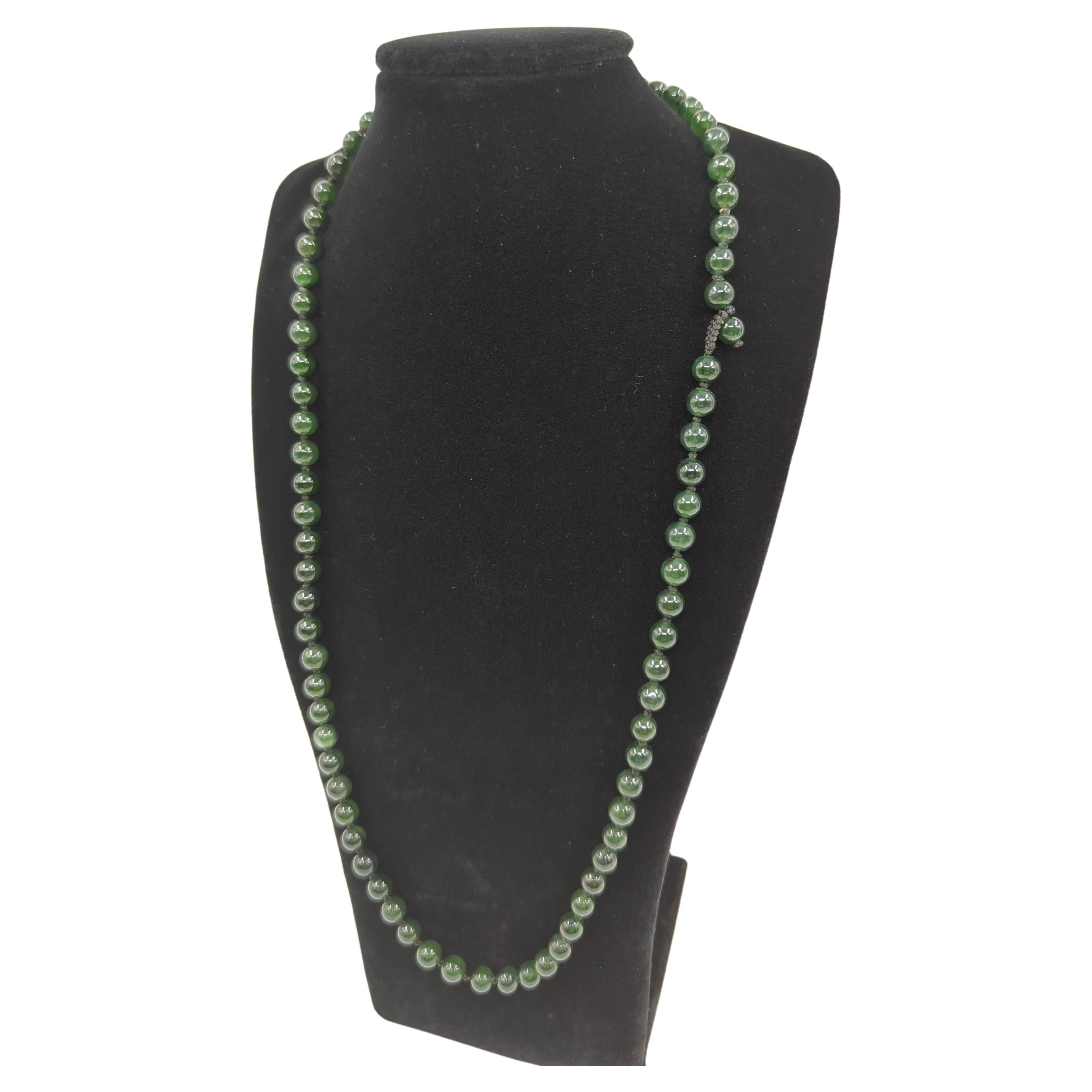 Chinese carved ink jadeite beaded necklace, totalling 22