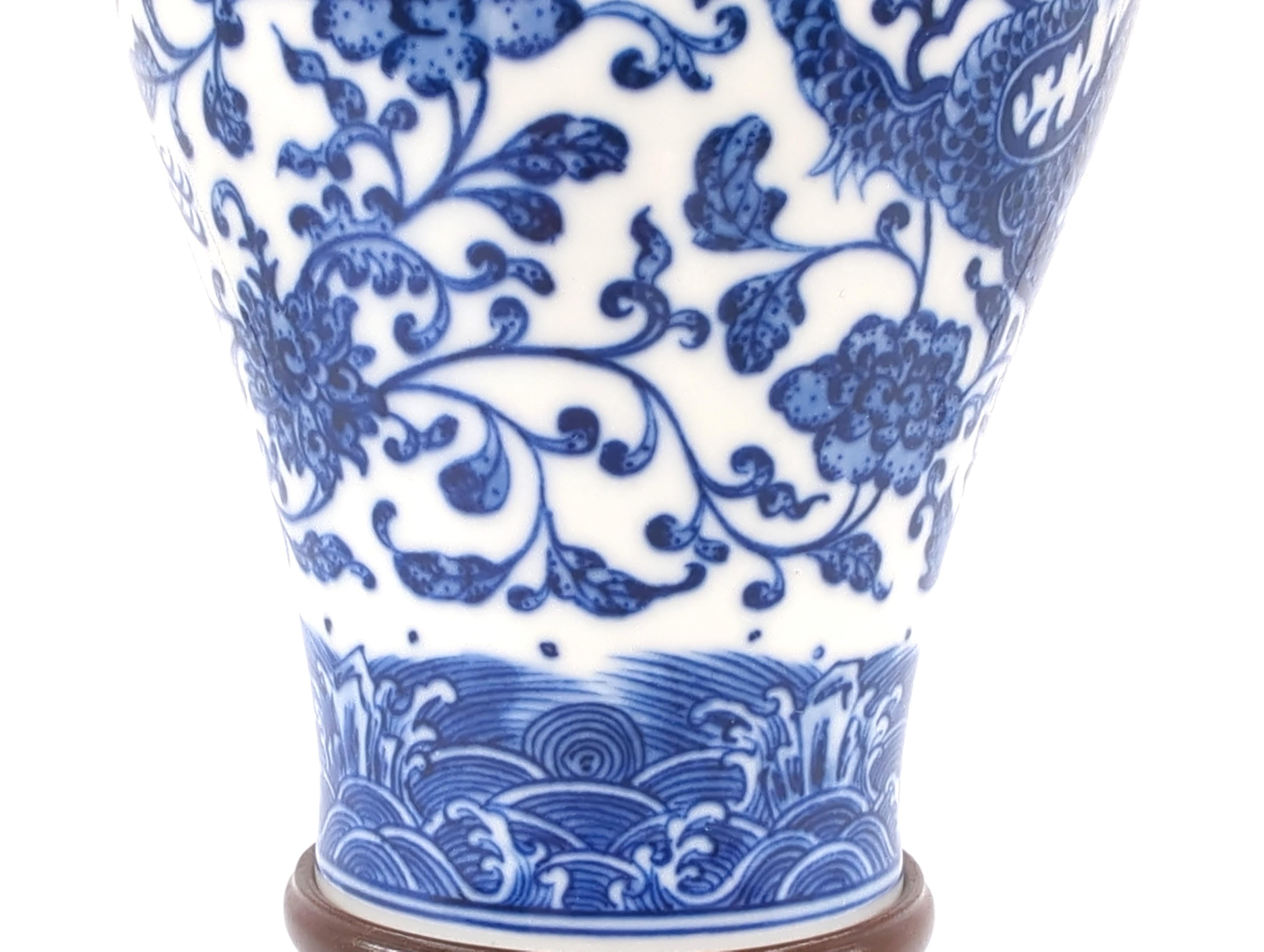 asian vase stand