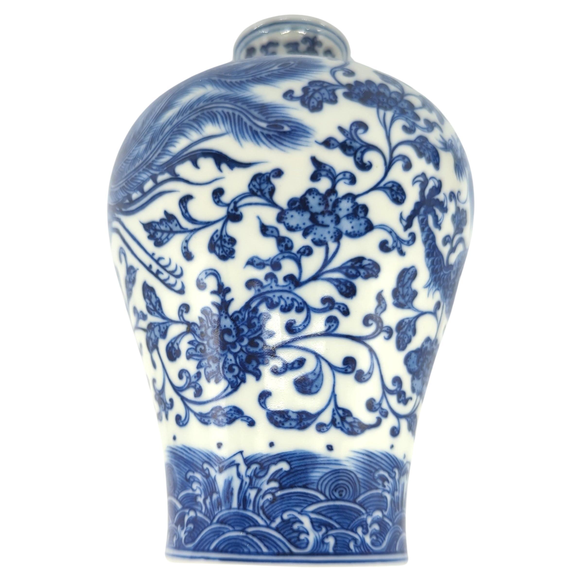 Fine Chinese Porcelain Blue&White Dragon Phoenix Meiping Vase Stand Modern 20c In Excellent Condition For Sale In Richmond, CA