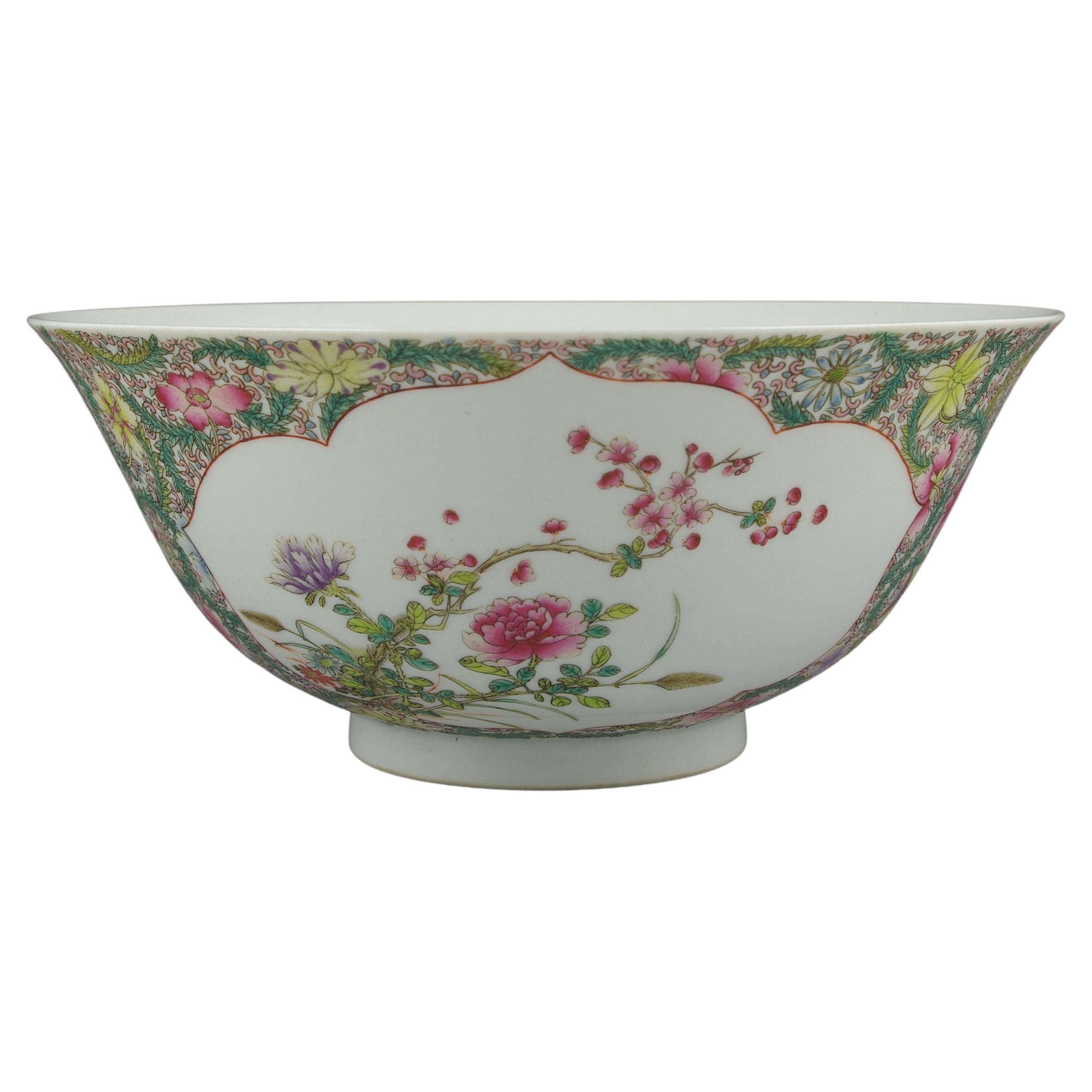 Ciotola di fiori in porcellana cinese Famille Rose Fencai con fondo Millefleur 20c