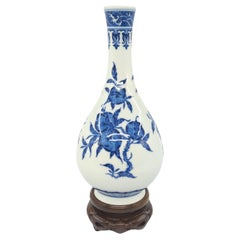 Fine Chinese Porcelain Underglaze Blue White Bats Peaches Bottle Vase Stand 20c