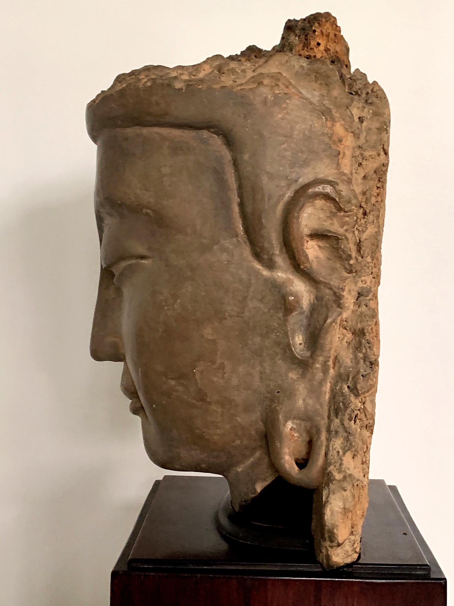 Fine Chinese Stucco Head of Bodhisattva Southern Dynasties For Sale 1